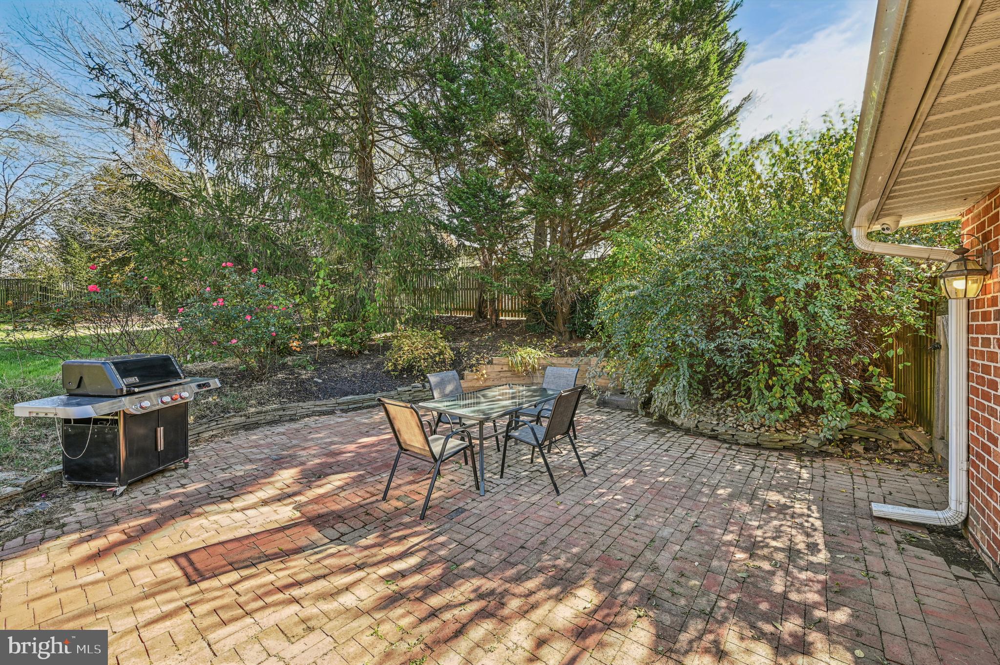 MOUNT HEBRON - Residential