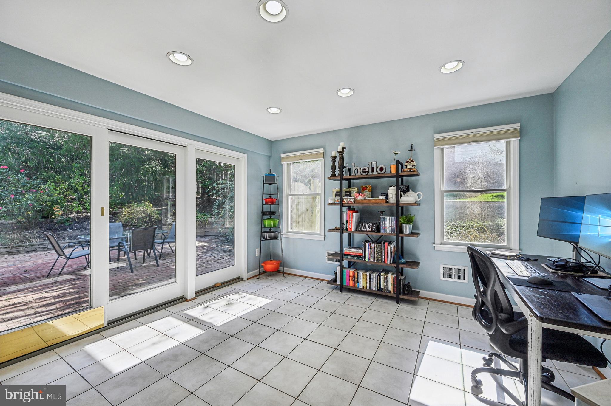 MOUNT HEBRON - Residential