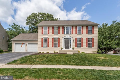 Homes For Sale - 308 Arlington Court<br/> SEVERN, MD 21144