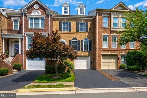 Photo of 8002 Tanworth Court, SPRINGFIELD, VA 22152 (MLS # VAFX2332842)