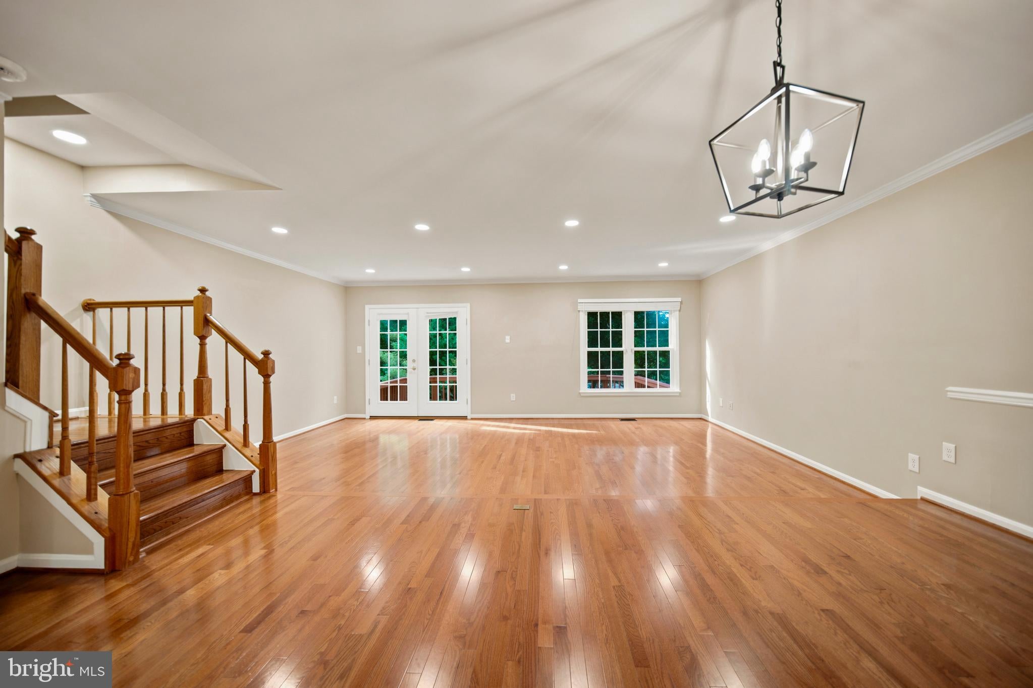 8002 TANWORTH COURT