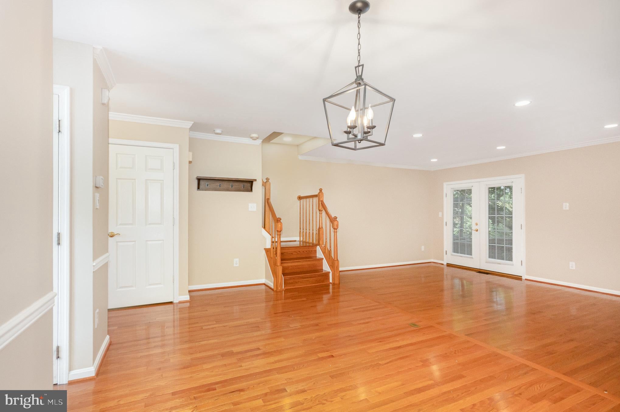 8002 TANWORTH COURT