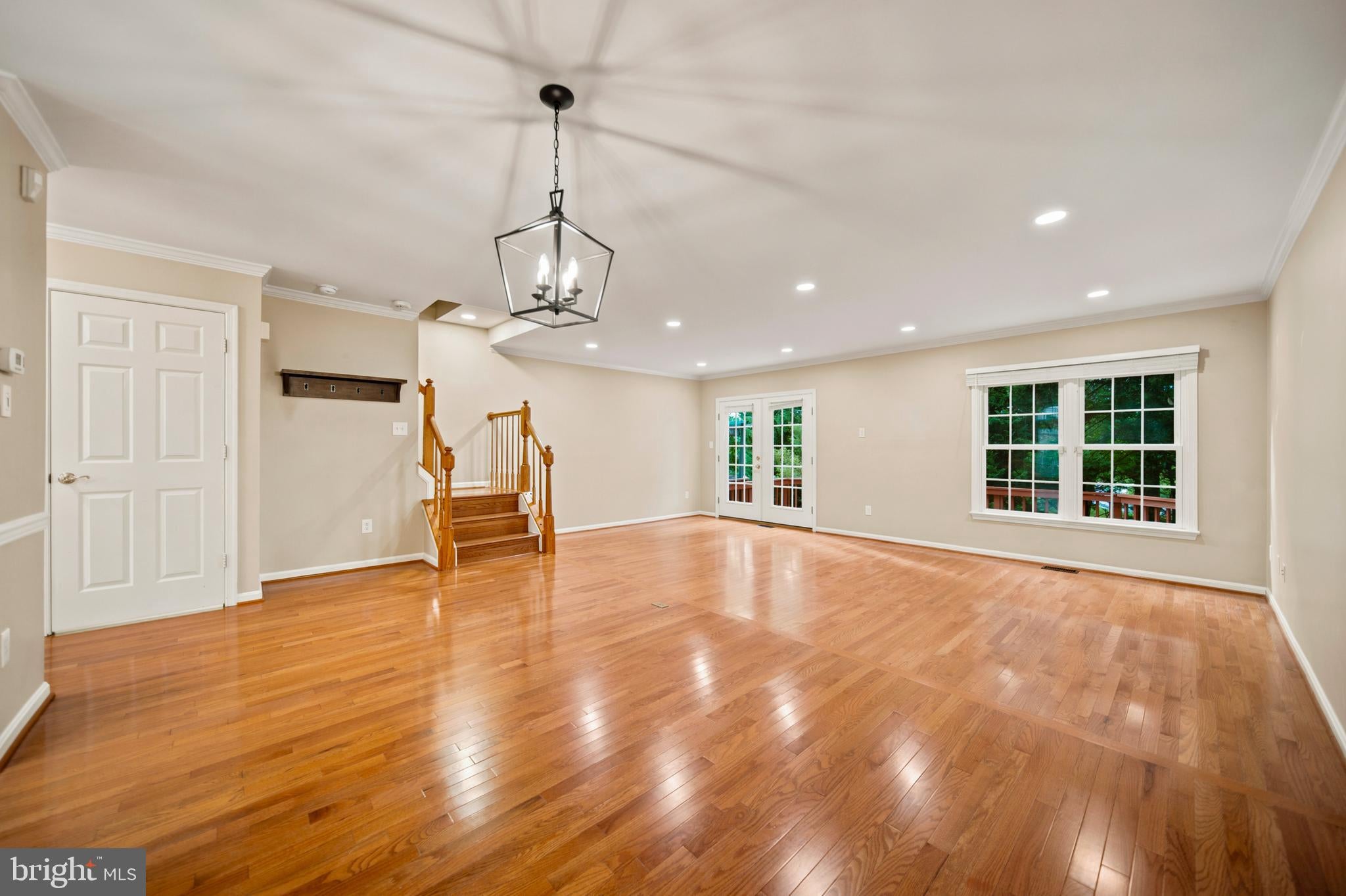 8002 TANWORTH COURT