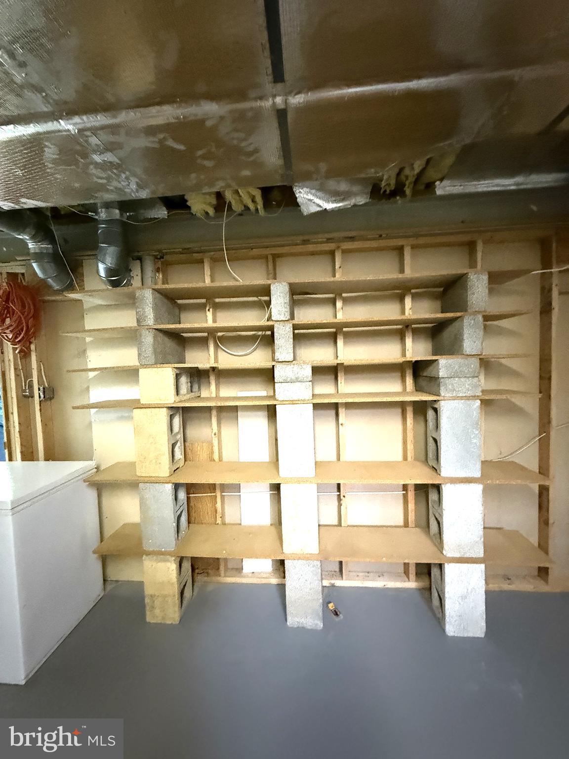 BREEZEWOOD FOREST - Residential