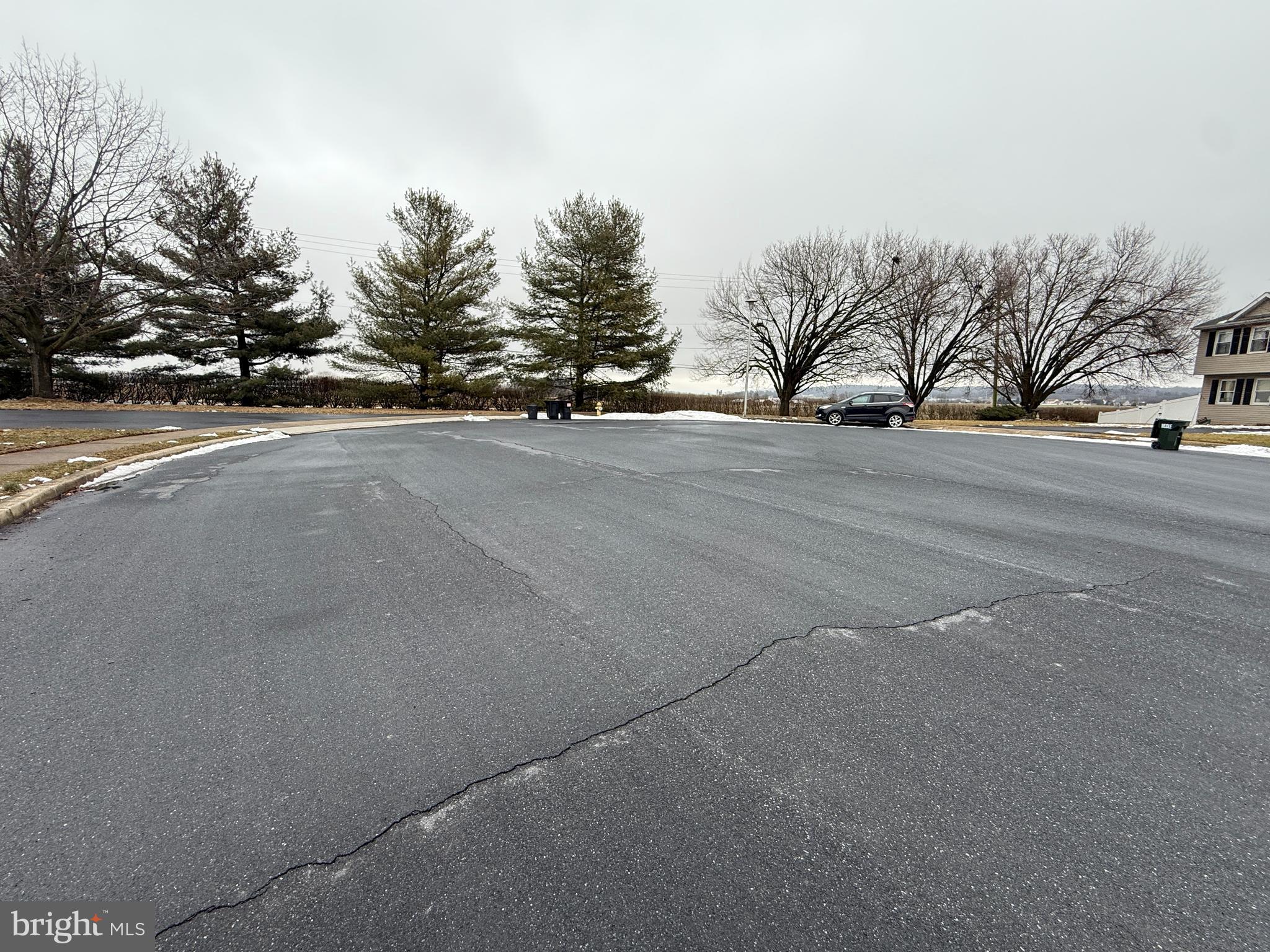 BREEZEWOOD FOREST - Residential