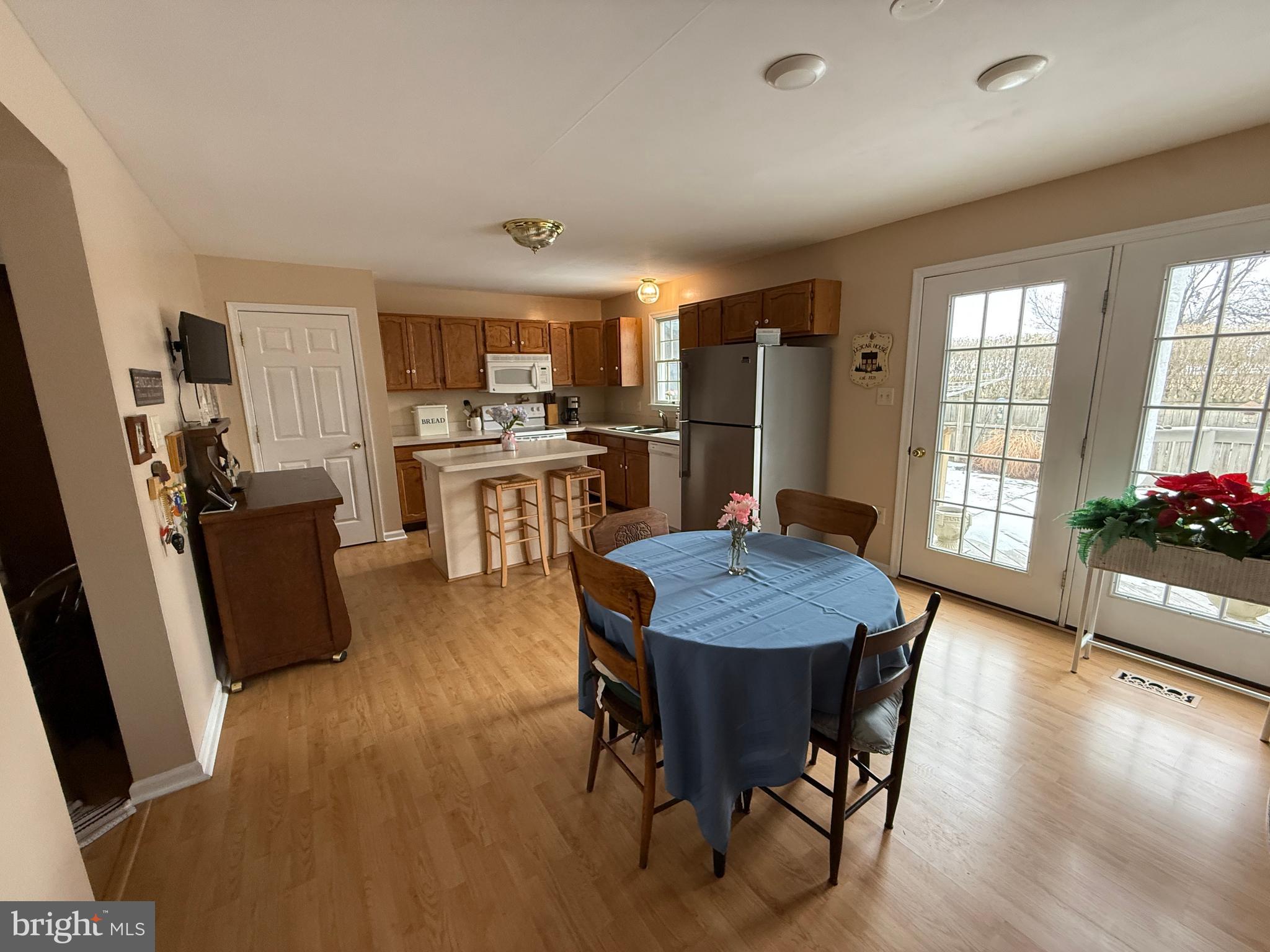 BREEZEWOOD FOREST - Residential