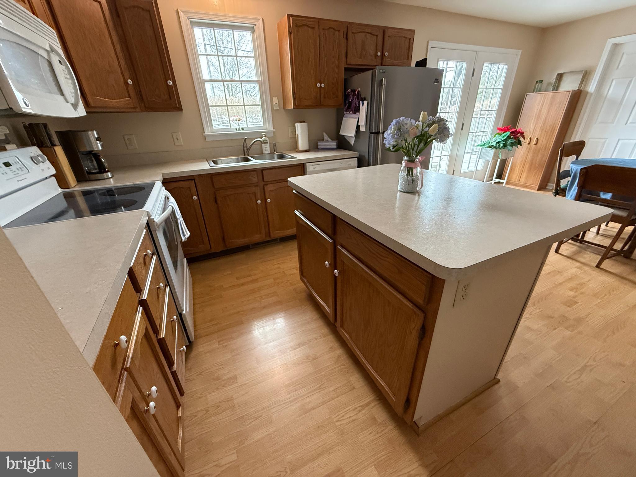 BREEZEWOOD FOREST - Residential