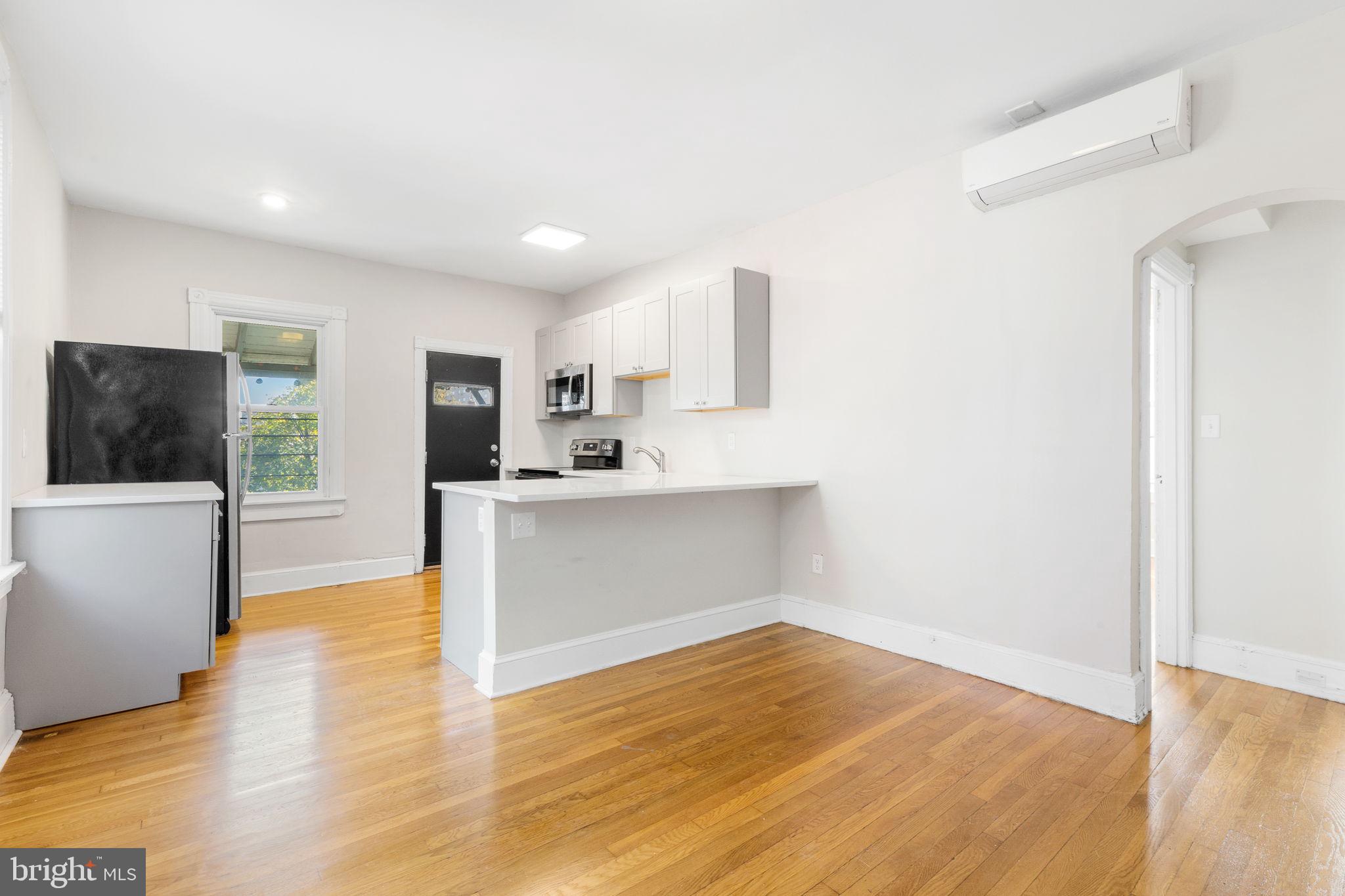 1608 N BROOM STREET 6