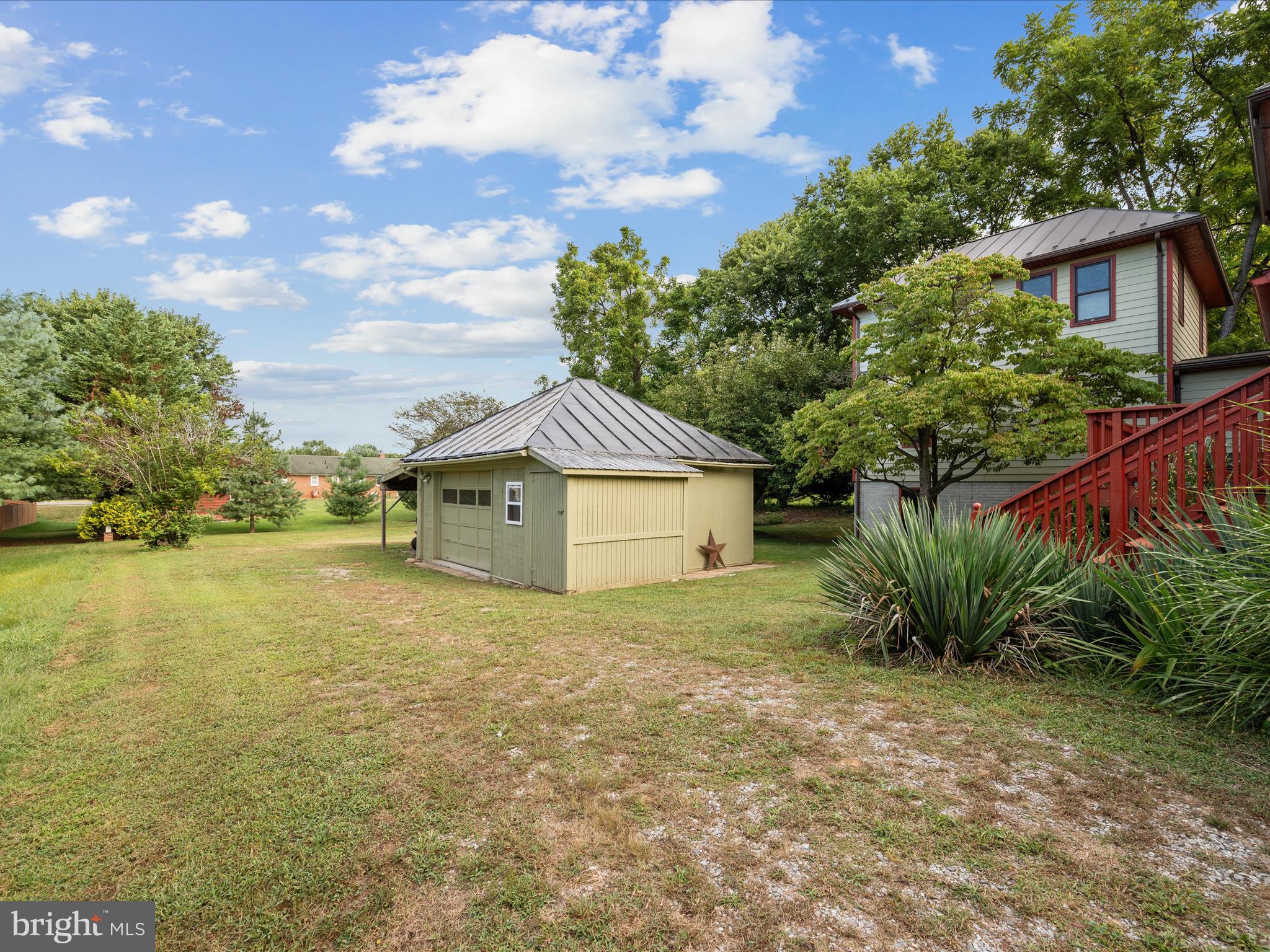 BERRYVILLE - Residential