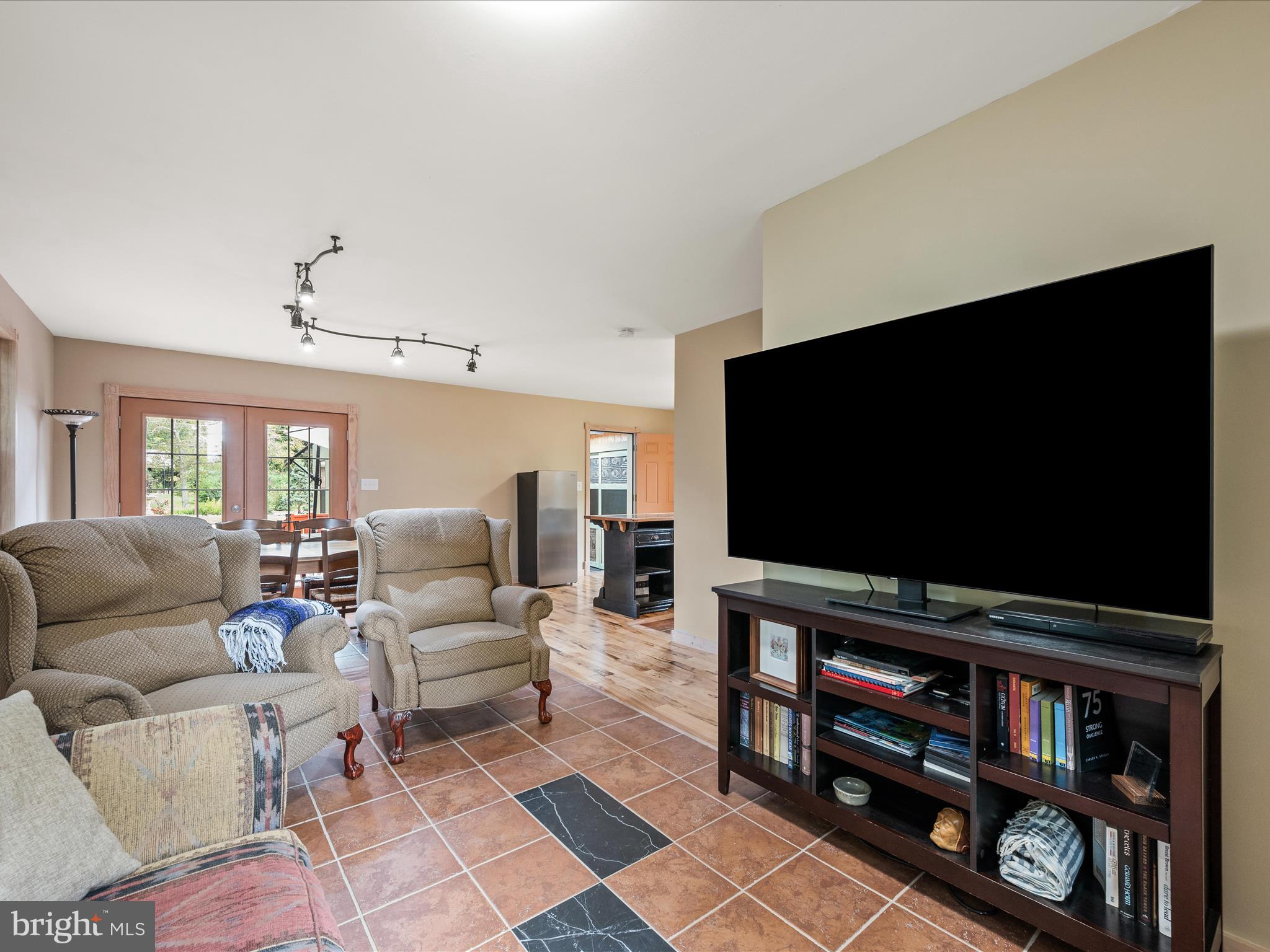 BERRYVILLE - Residential