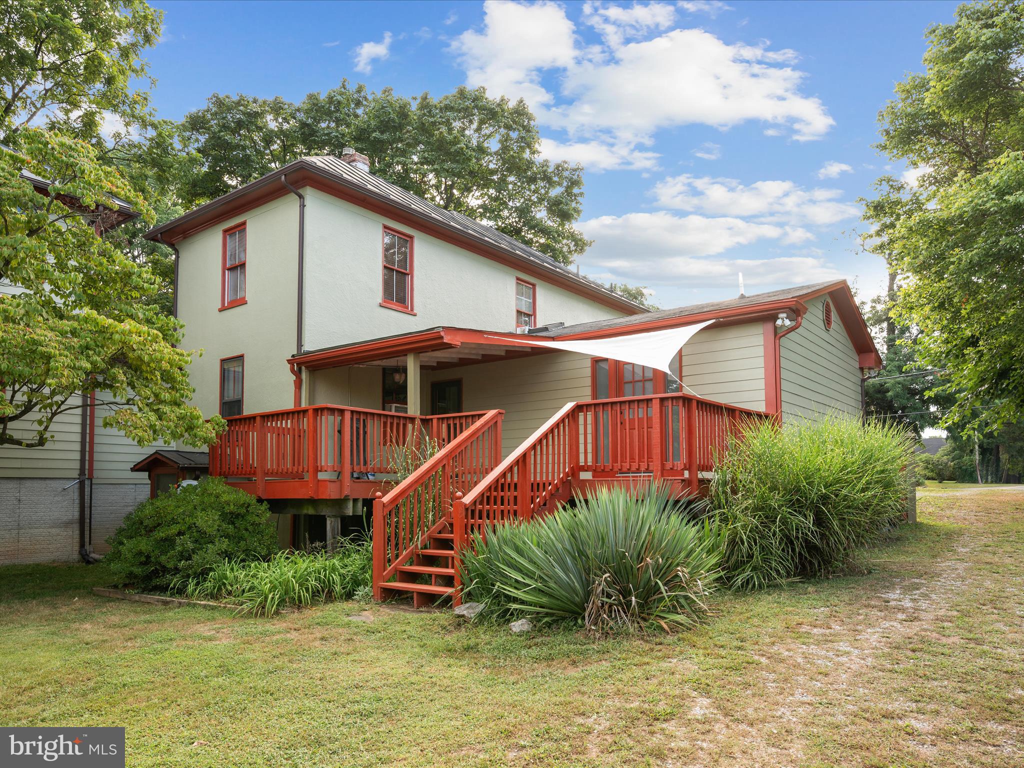 BERRYVILLE - Residential