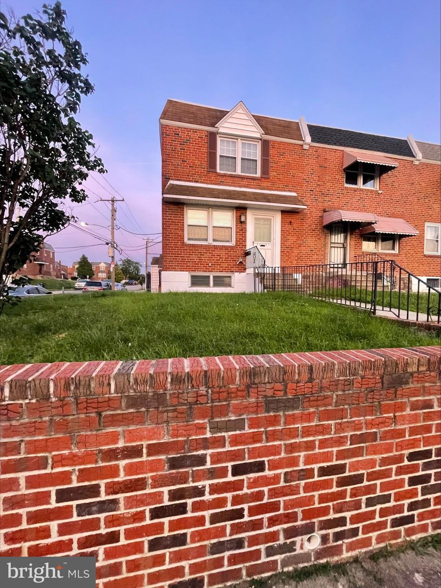 ✨ Updated & Spacious 2-Bedroom End-Unit Row Home – Available NOW! 🏡

📍 7151 Brous Avenue, Philadelphia, PA 19149
💰 $1,715/month + all utilities
Looking for a home that’s move-in ready, stylish, and packed with modern updates? This beautifully updated 2-bedroom, 1.5-bath end-unit row home is waiting for you! Located just steps from Mayfair Park, this home offers charm, convenience, and comfort all in one.

🛏️ Property Highlights:
2 Bedrooms | 1.5 Bathrooms
936 sq. ft. + Finished Basement
1-Car Detached Garage with tons of storage space & an electronic opener!
Brand New Stainless Steel Appliances in a modern, updated kitchen!
Kitchen includes electric stove, refrigerator, dishwasher, garbage disposal, ceiling fan, and plenty of counter space
New hardwood floors on the first floor + fresh paint and newer carpet throughout
Ceiling fans in all bedrooms
Modern bathroom with walk-in shower and tile flooring

🛋️ Additional Features:
Finished basement adds even more living space
Includes a powder room, cedar closet, and NEW washer & dryer
Front yard + fenced side yard—perfect for enjoying the outdoors
Cable ready

📍 Prime Location:
Back yard borders Mayfair Park
Walk to nearby coffee shops, shops, and public transportation
Easy access to I-95, Roosevelt Blvd., Lincoln Highway, and Cottman Avenue
Located in the Philadelphia School District
🚫 No pets allowed
🚭 No smoking permitted
📅 One-year lease (longer available if needed)
📞 Showings by appointment only!