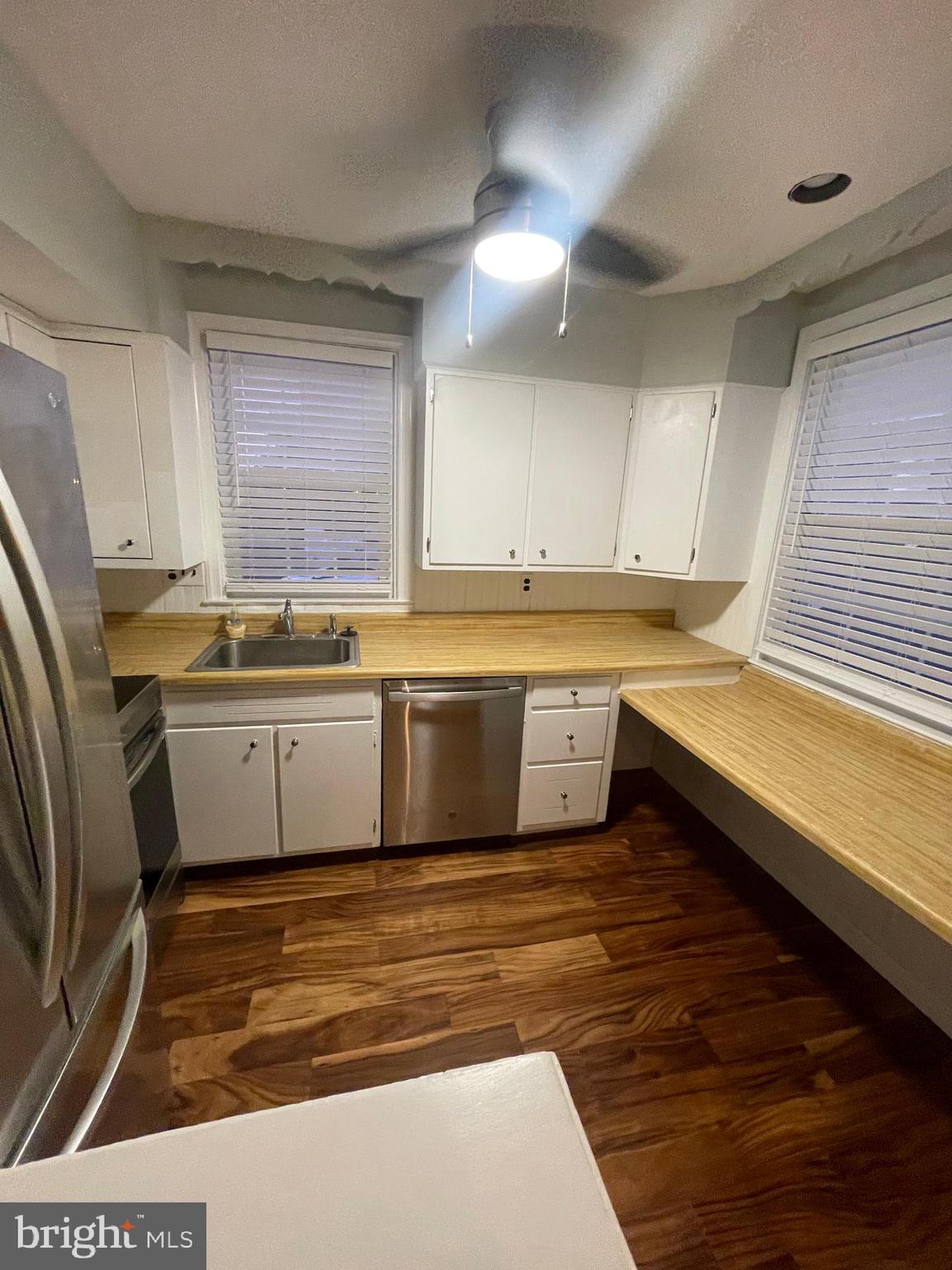 MAYFAIR - Residential Lease