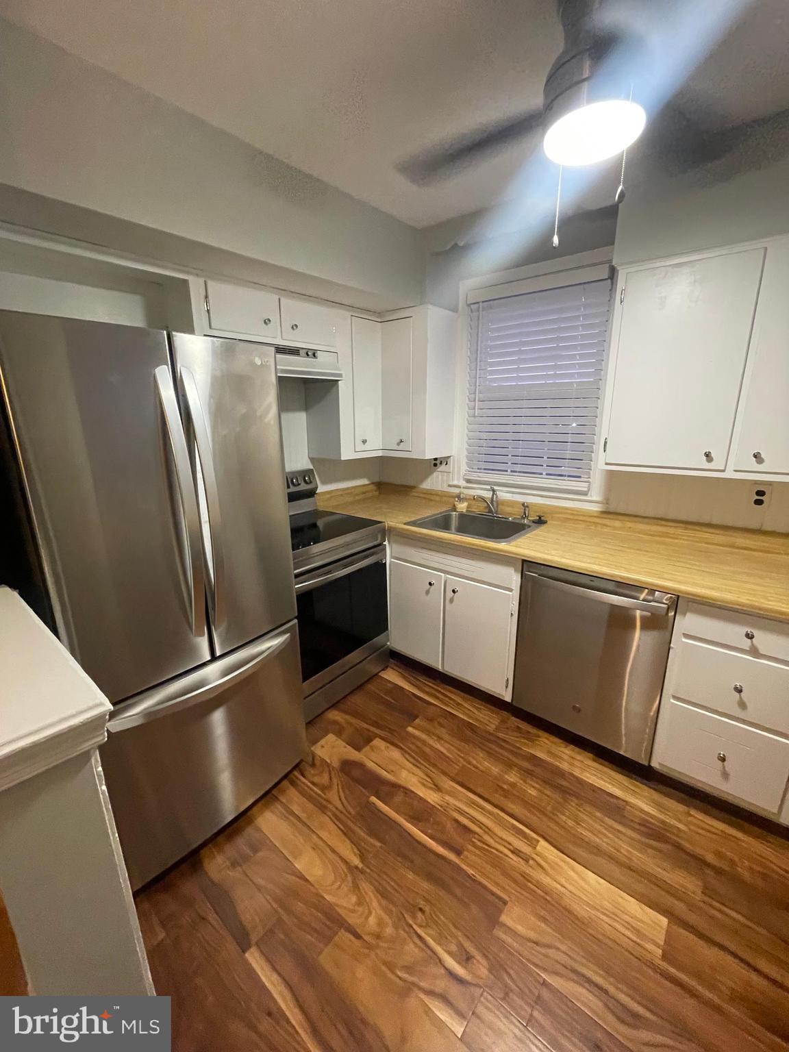 MAYFAIR - Residential Lease