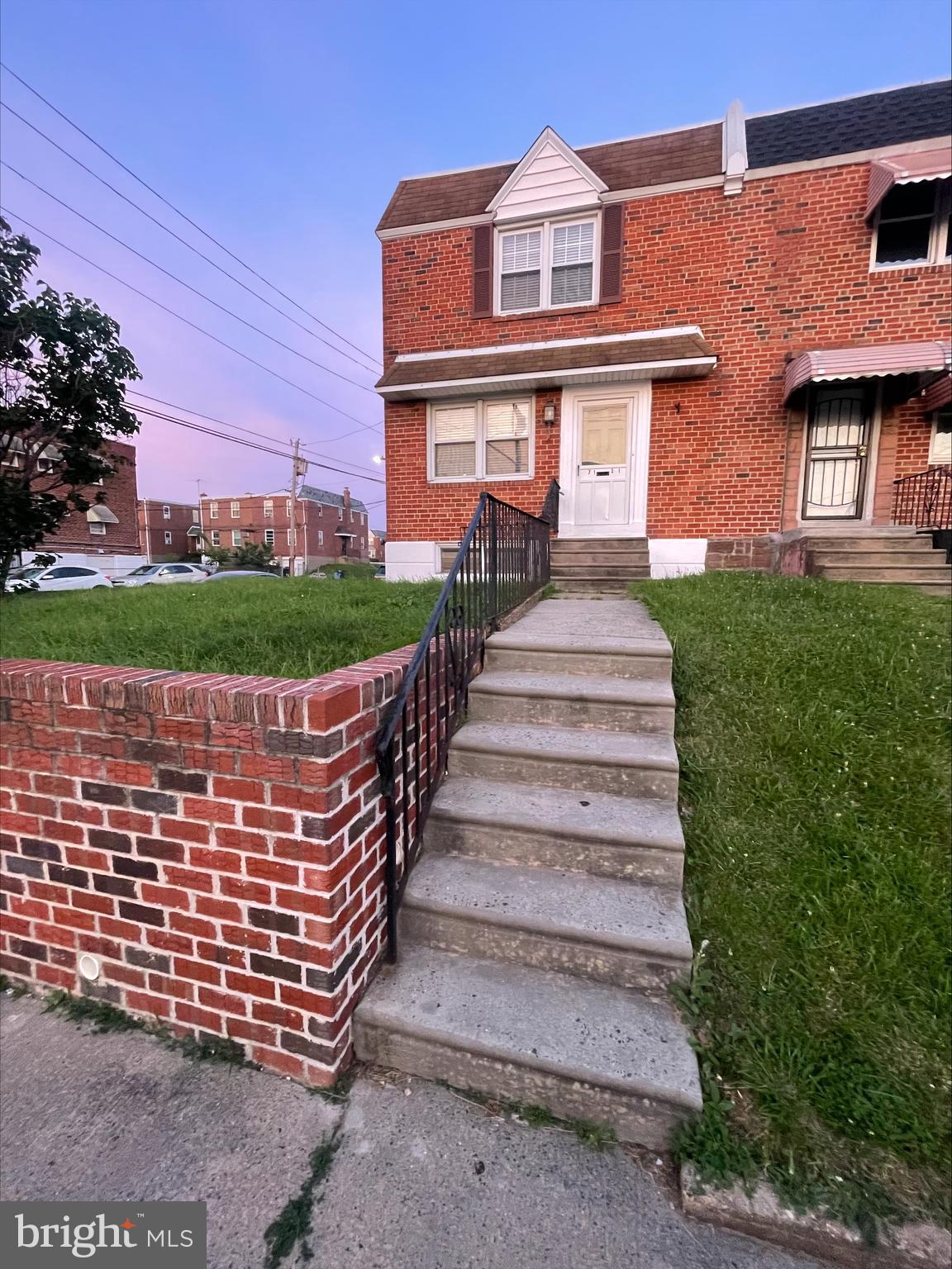 MAYFAIR - Residential Lease