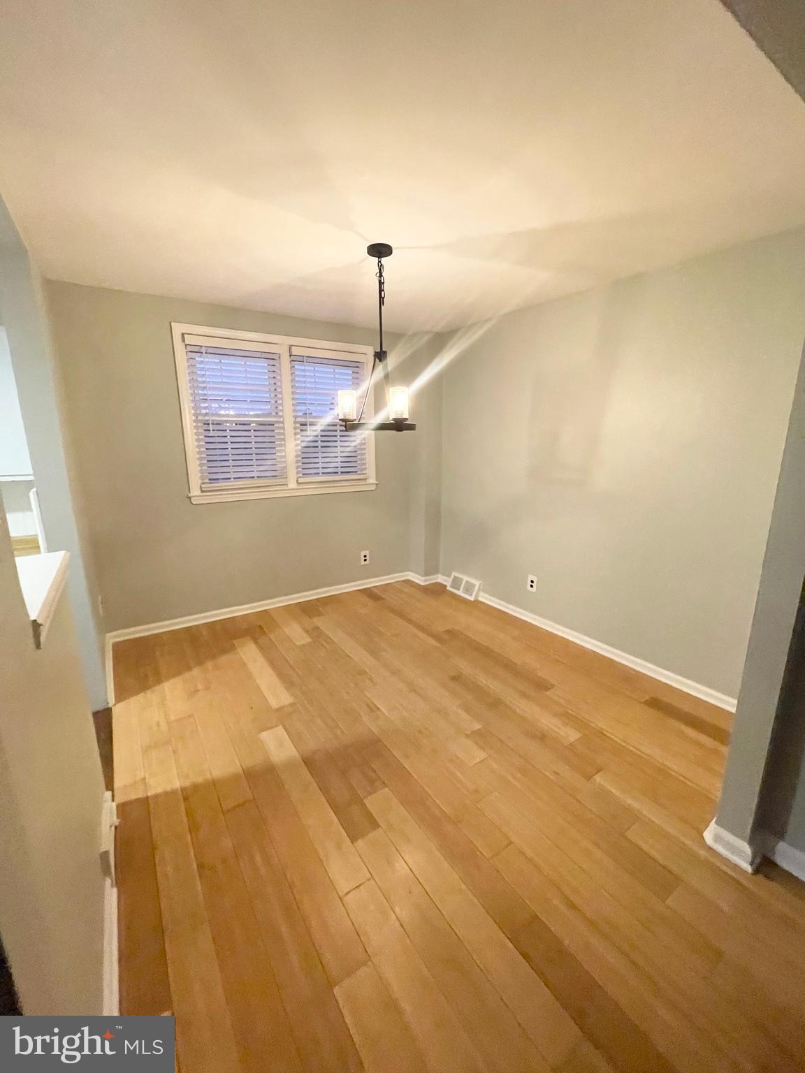 MAYFAIR - Residential Lease