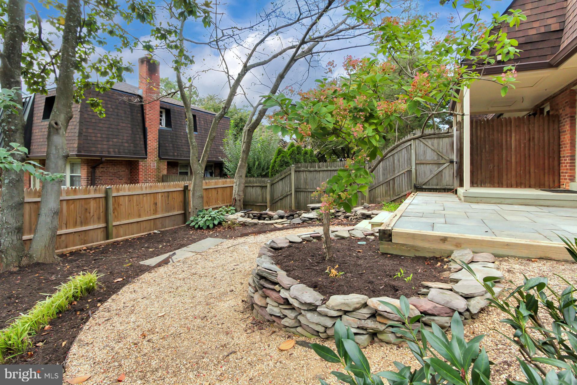 WINTER HILL - Residential