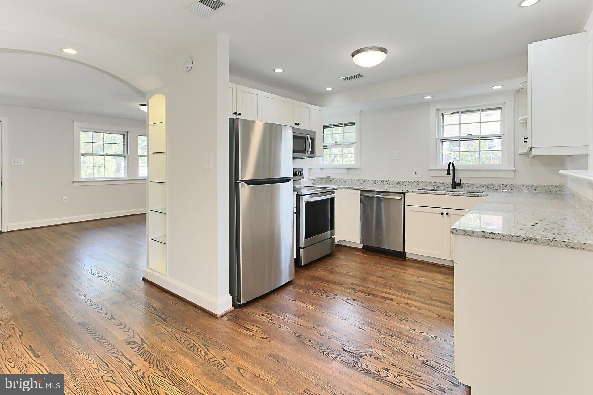 WINTER HILL - Residential