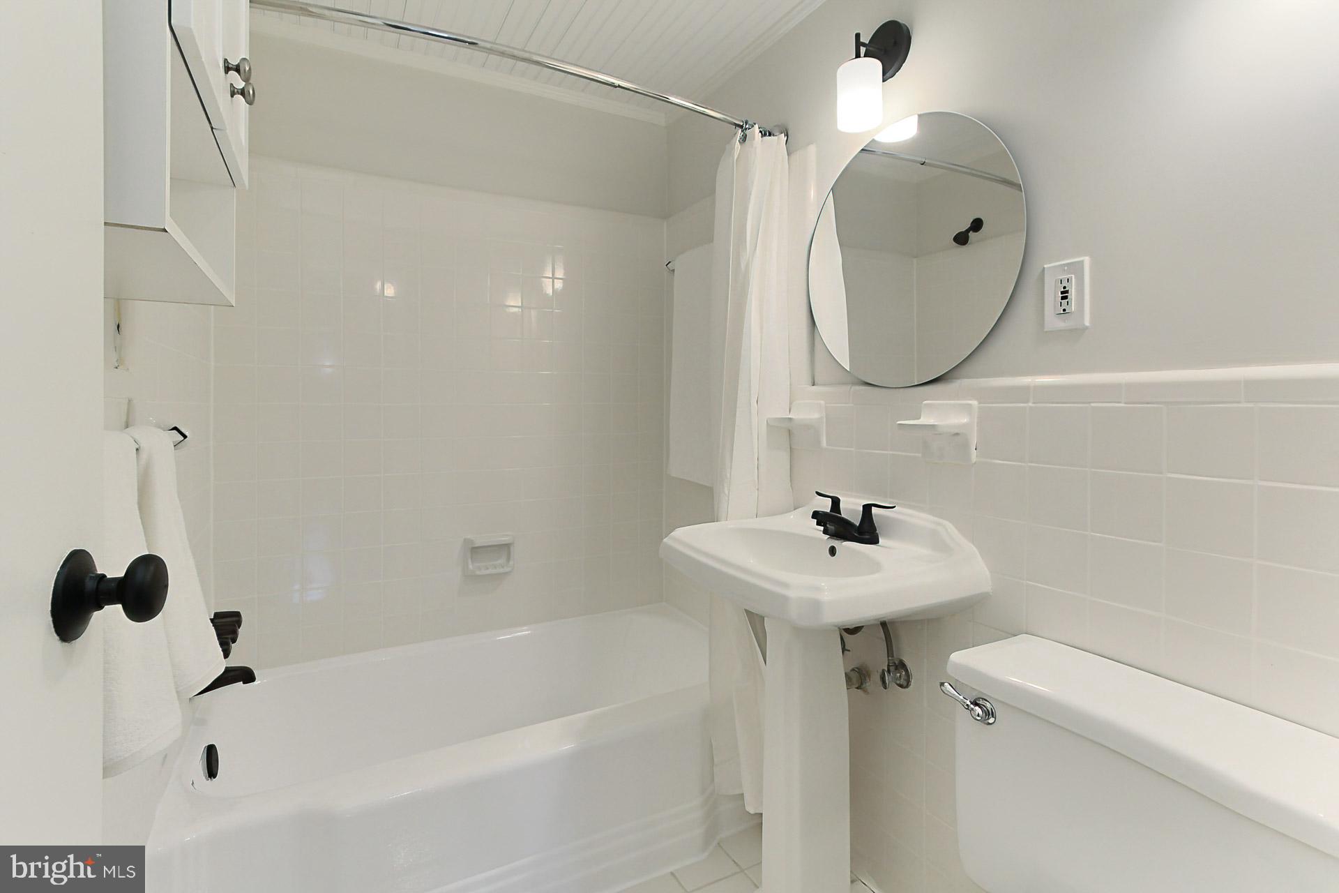 WINTER HILL - Residential