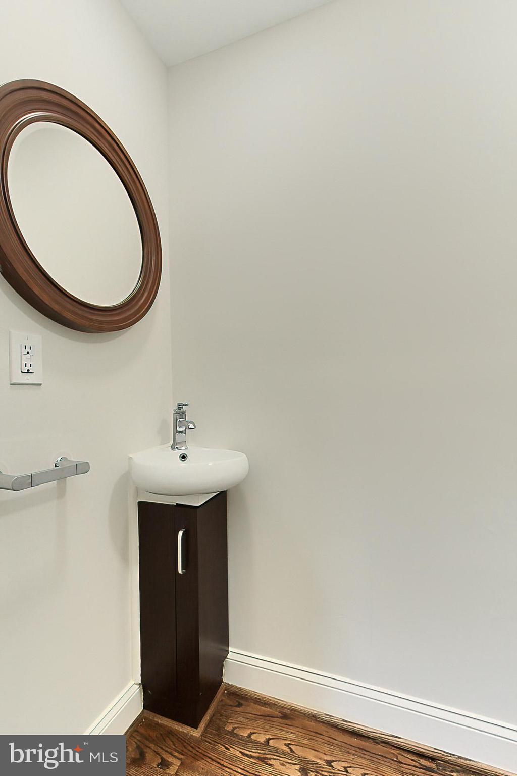 WINTER HILL - Residential