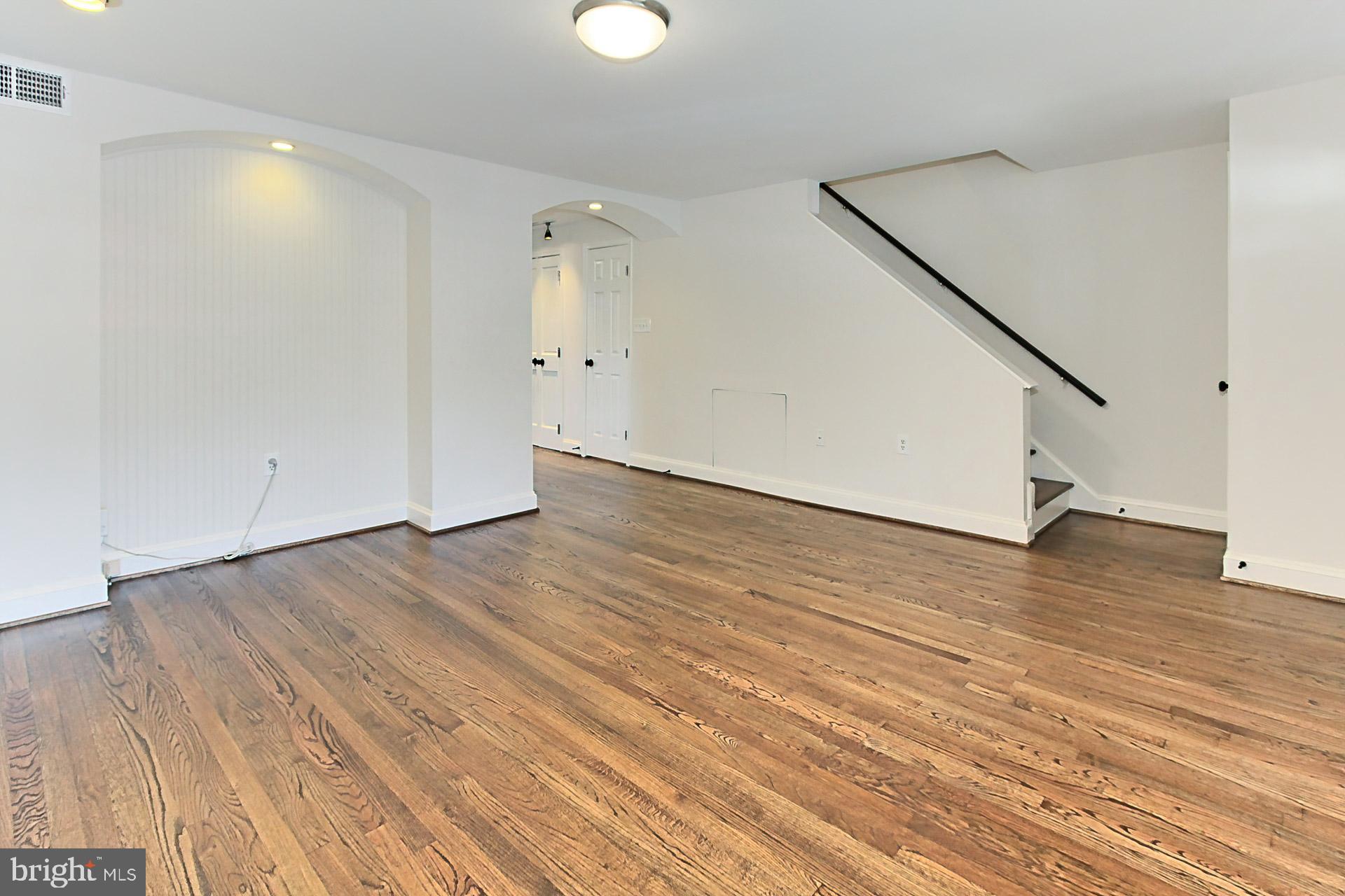 WINTER HILL - Residential