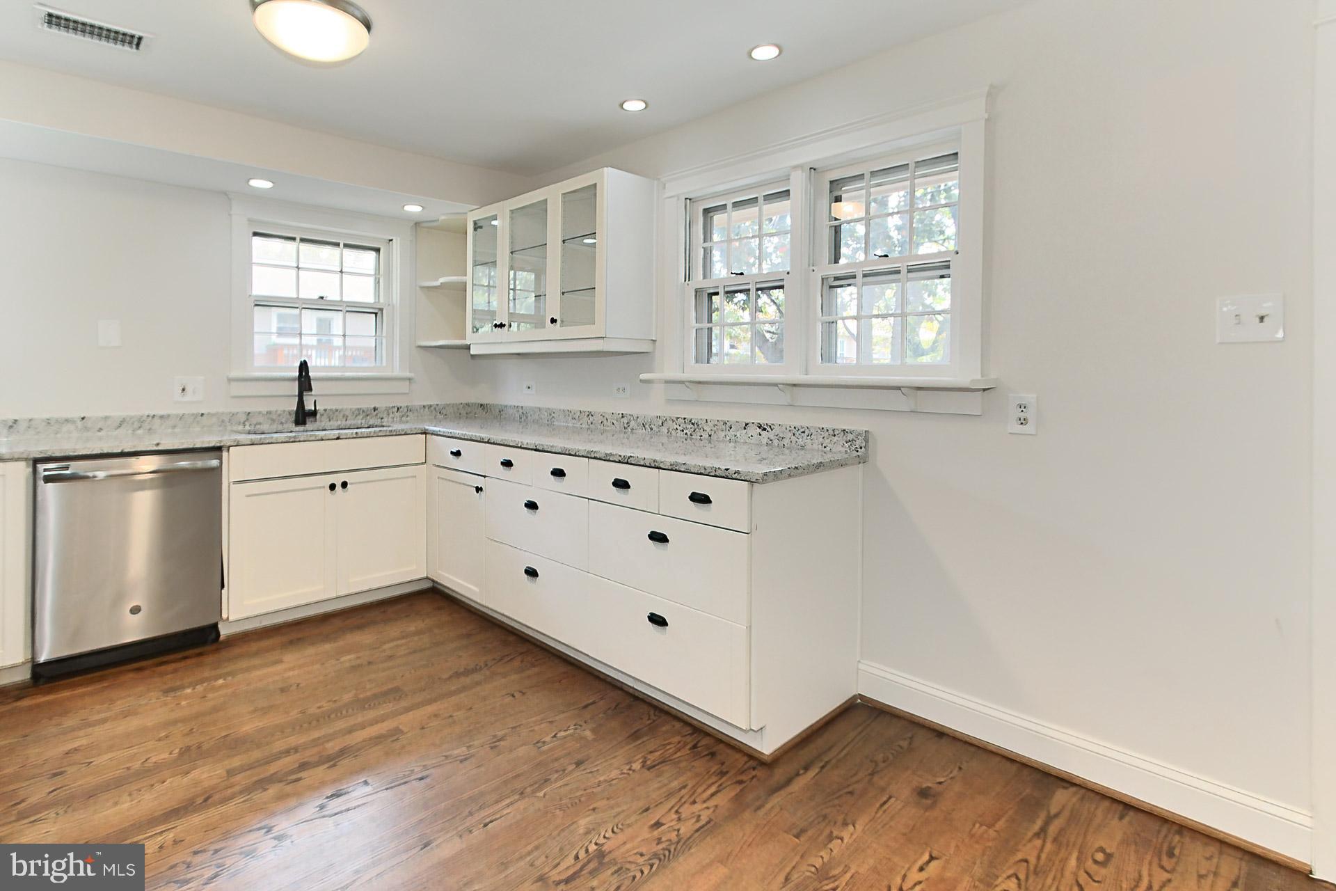 WINTER HILL - Residential