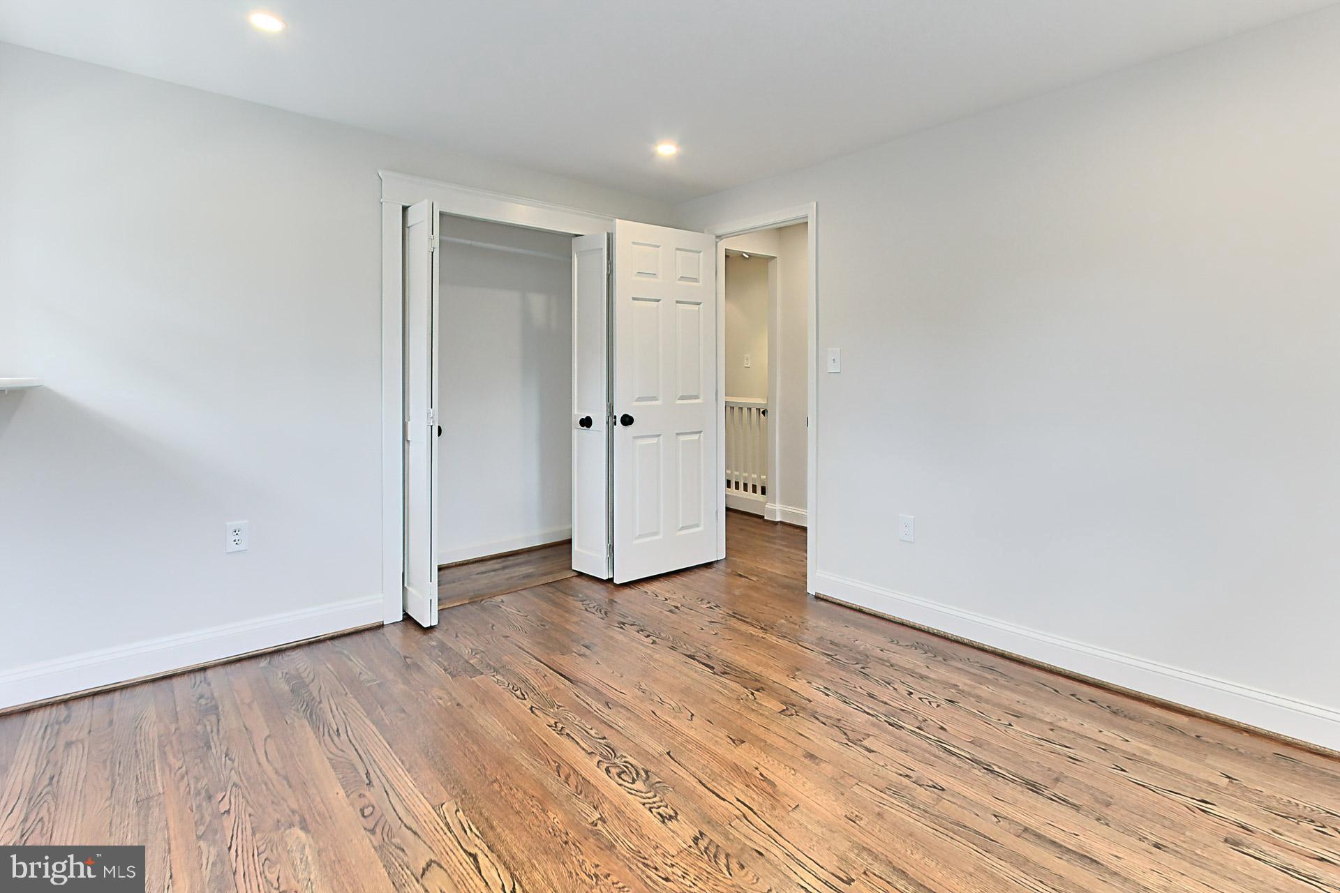 WINTER HILL - Residential