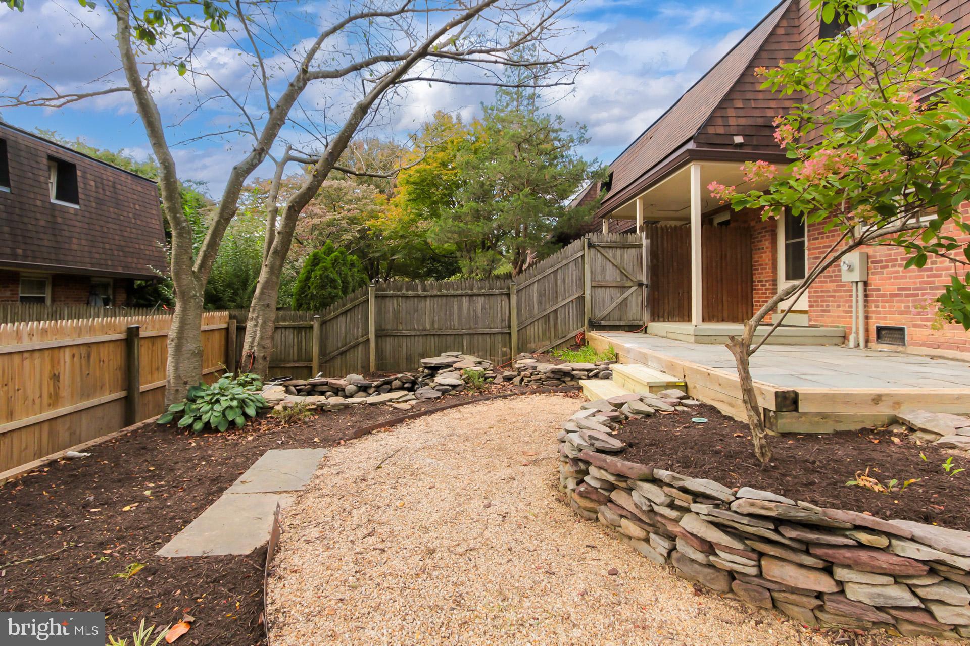 WINTER HILL - Residential