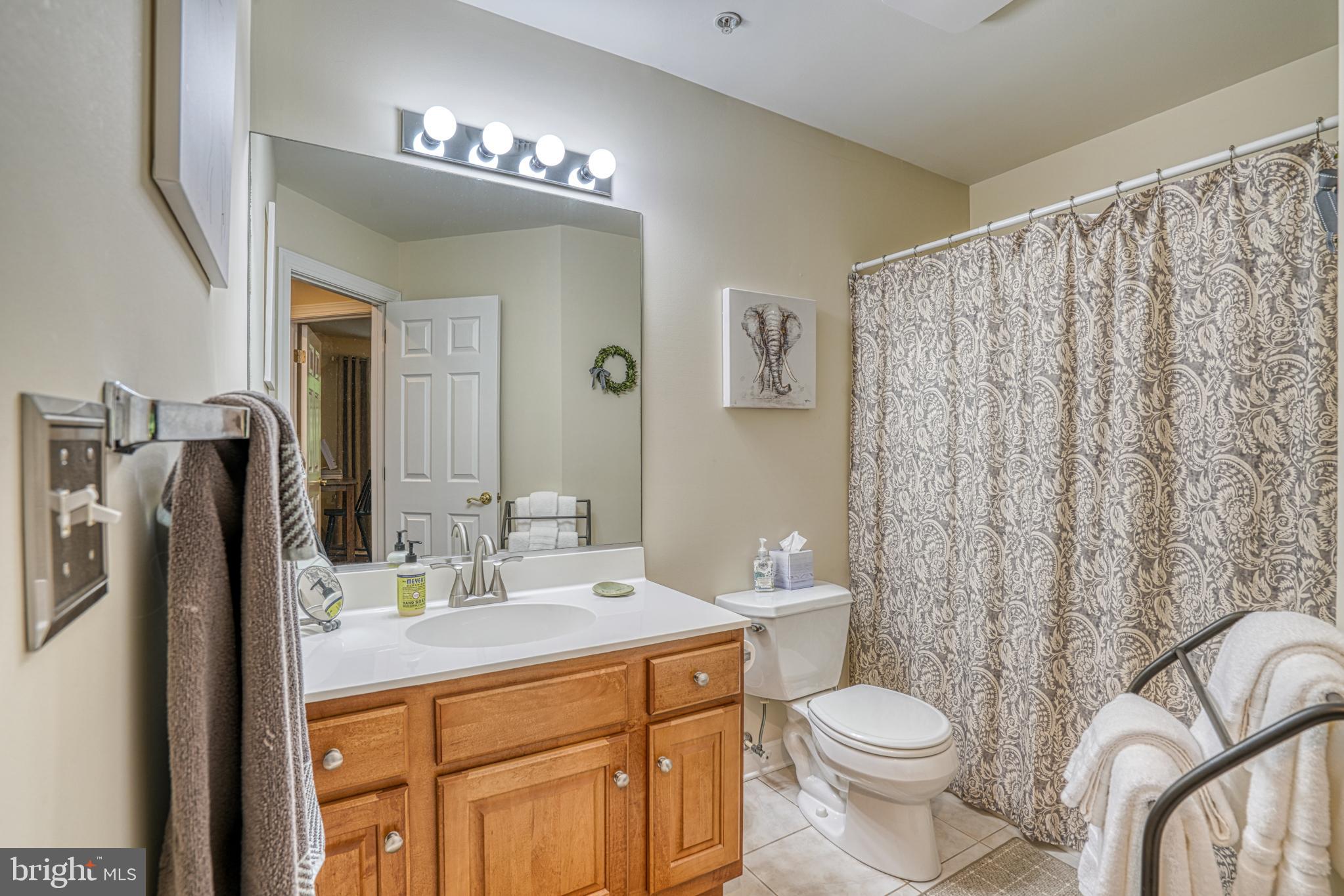 EASTON CLUB - Residential