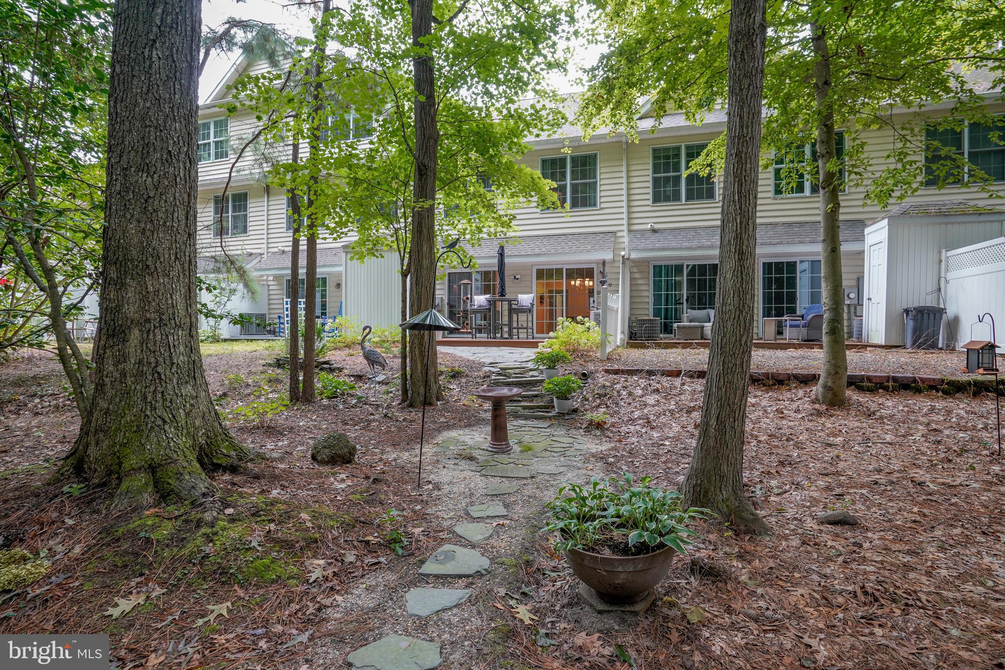 EASTON CLUB - Residential