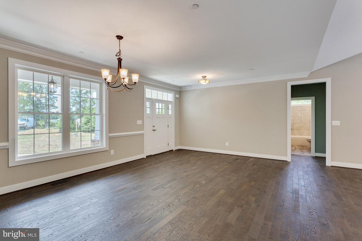 CANTERLEIGH - Residential