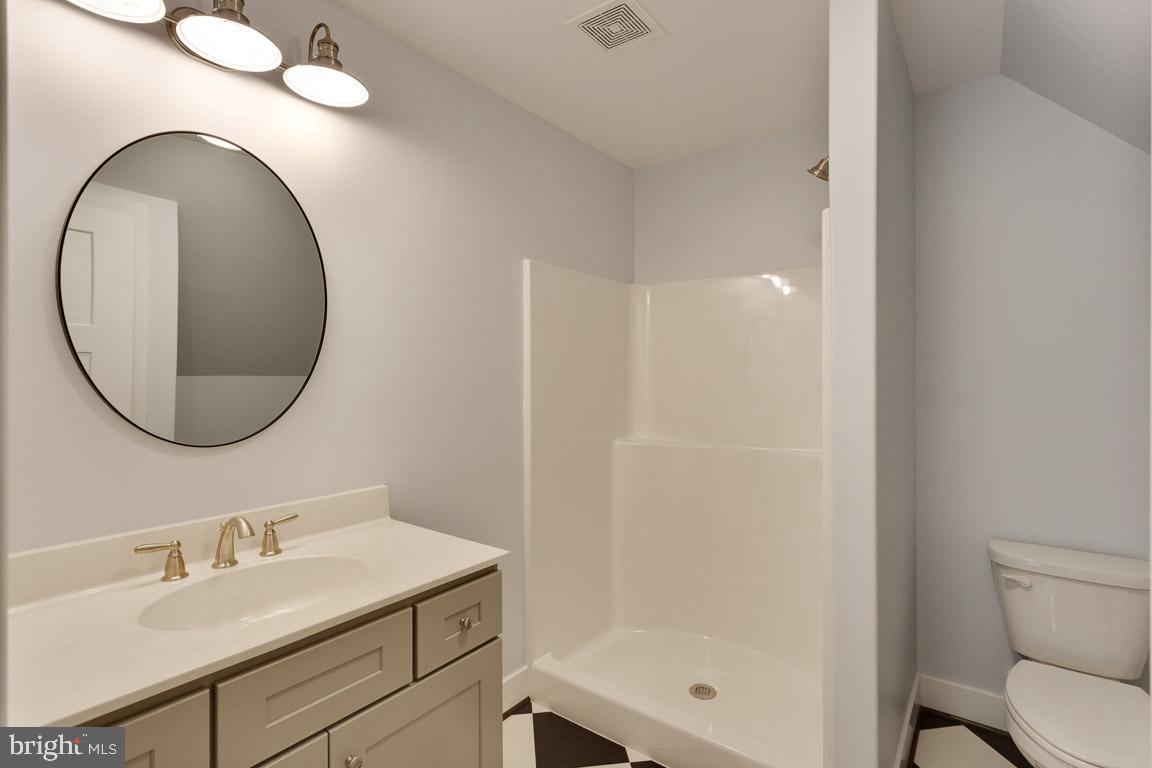 CANTERLEIGH - Residential