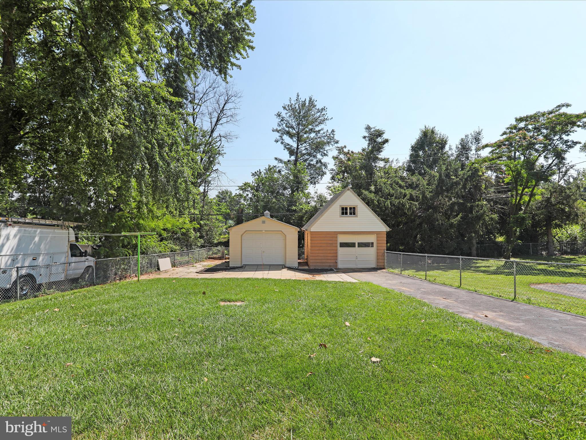 HAGERSTOWN - Residential