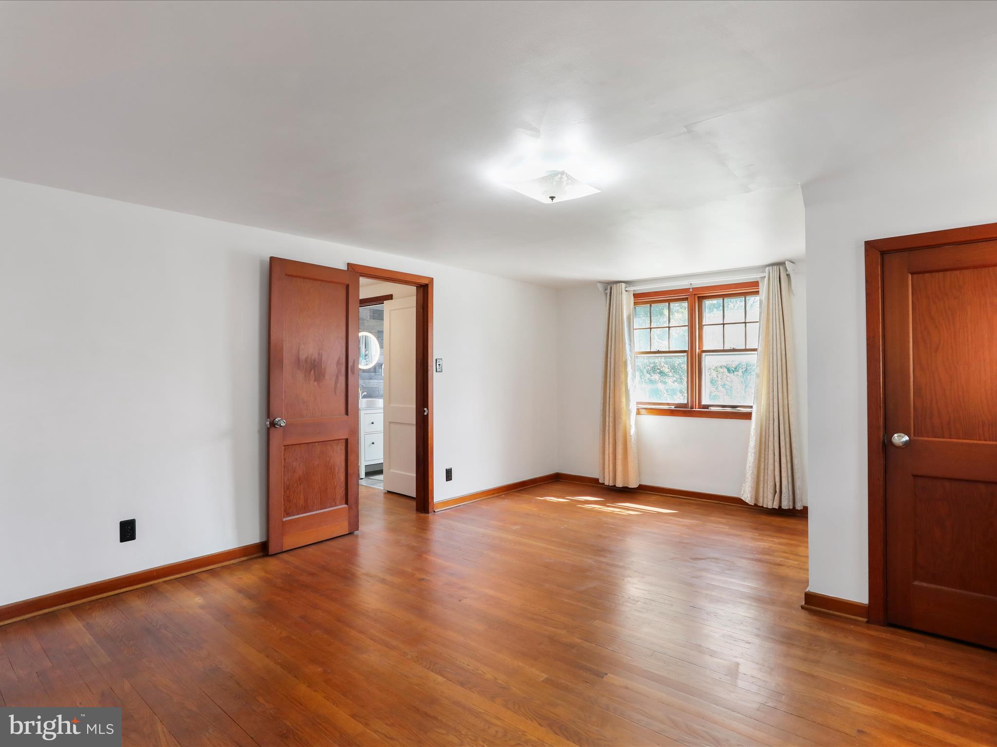 HAGERSTOWN - Residential