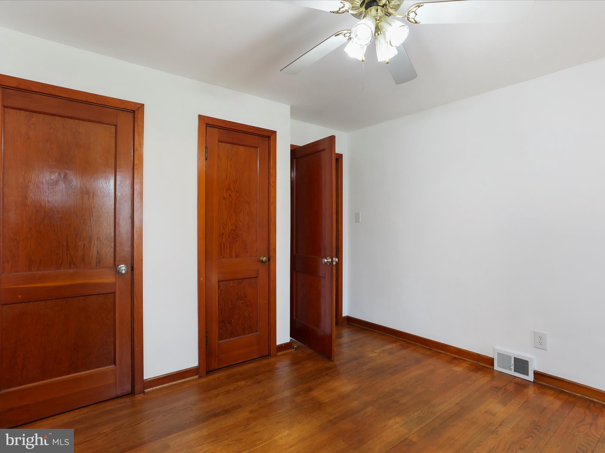 HAGERSTOWN - Residential