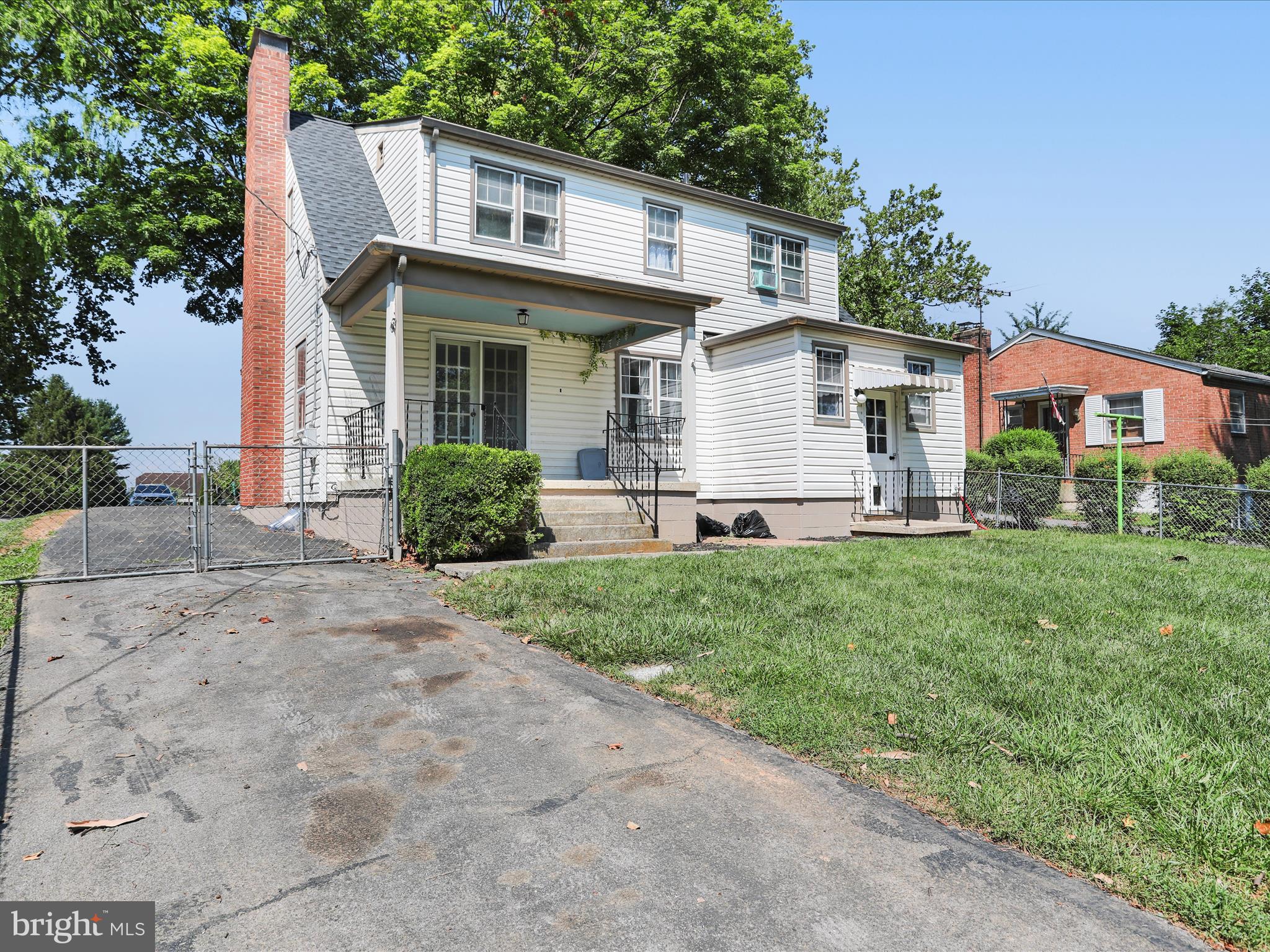 HAGERSTOWN - Residential