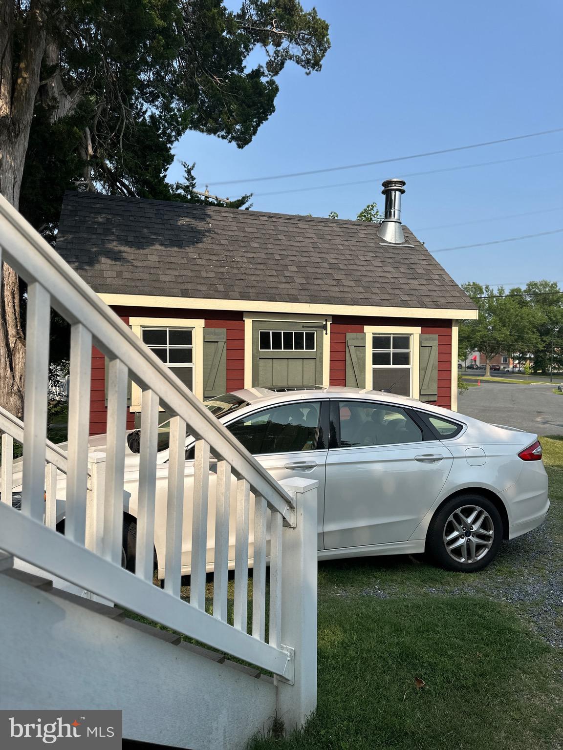 EASTON - Residential