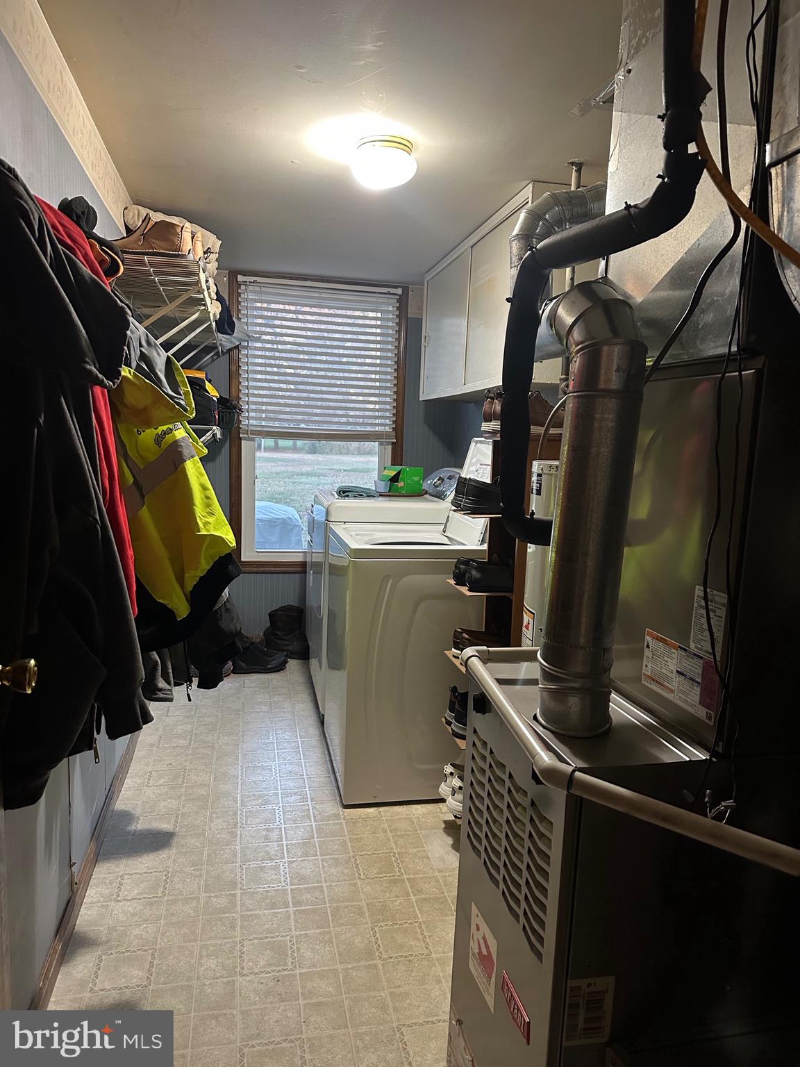 TWIN PONDS EAST - Residential