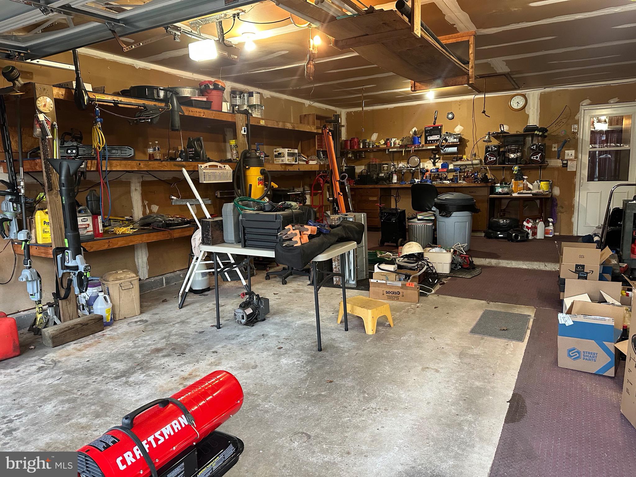 TWIN PONDS EAST - Residential