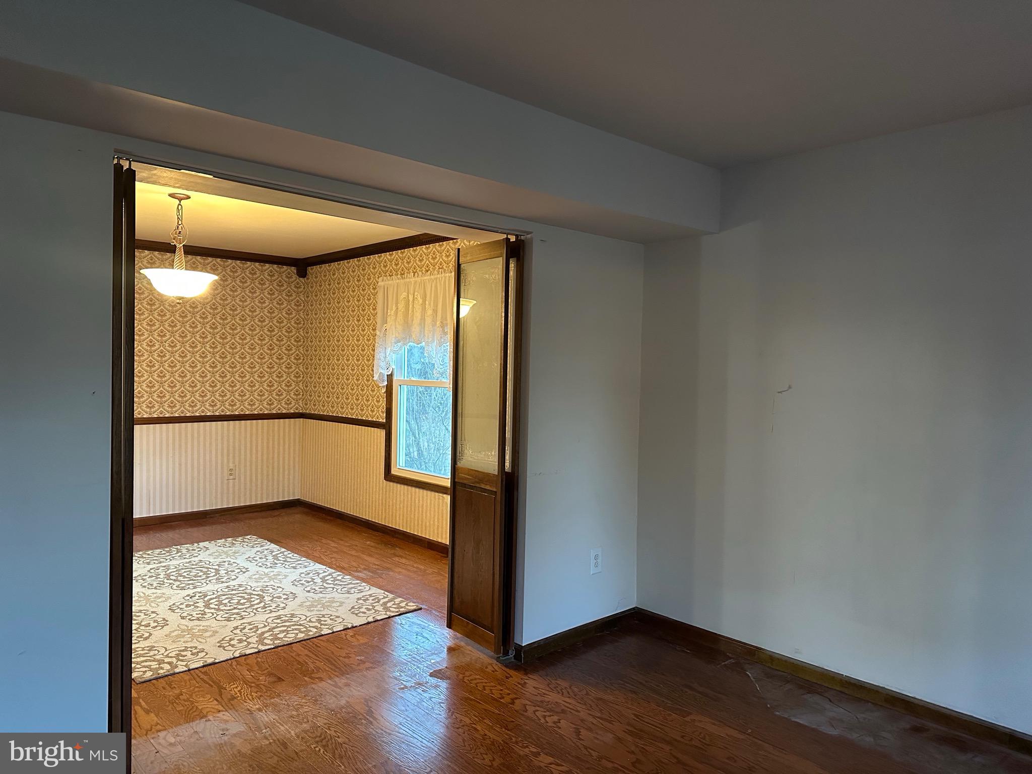 TWIN PONDS EAST - Residential