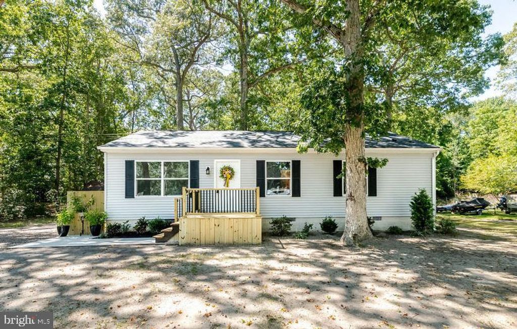 Photo of 12 Vella La Vella Lane, EGG HARBOR TOWNSHIP, NJ 08234 (MLS # NJAC2021532)