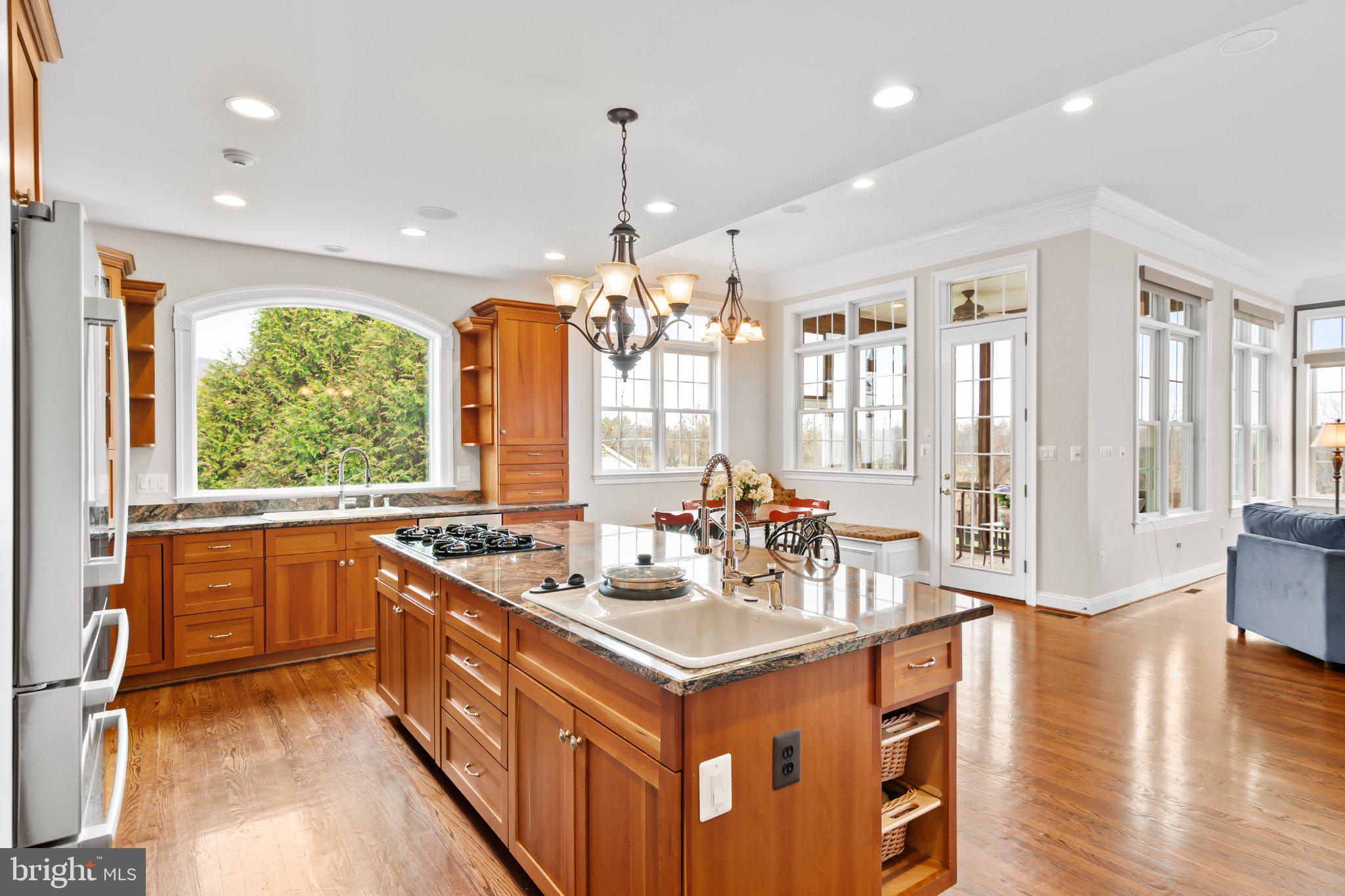 WHITEHALL FARM - Residential