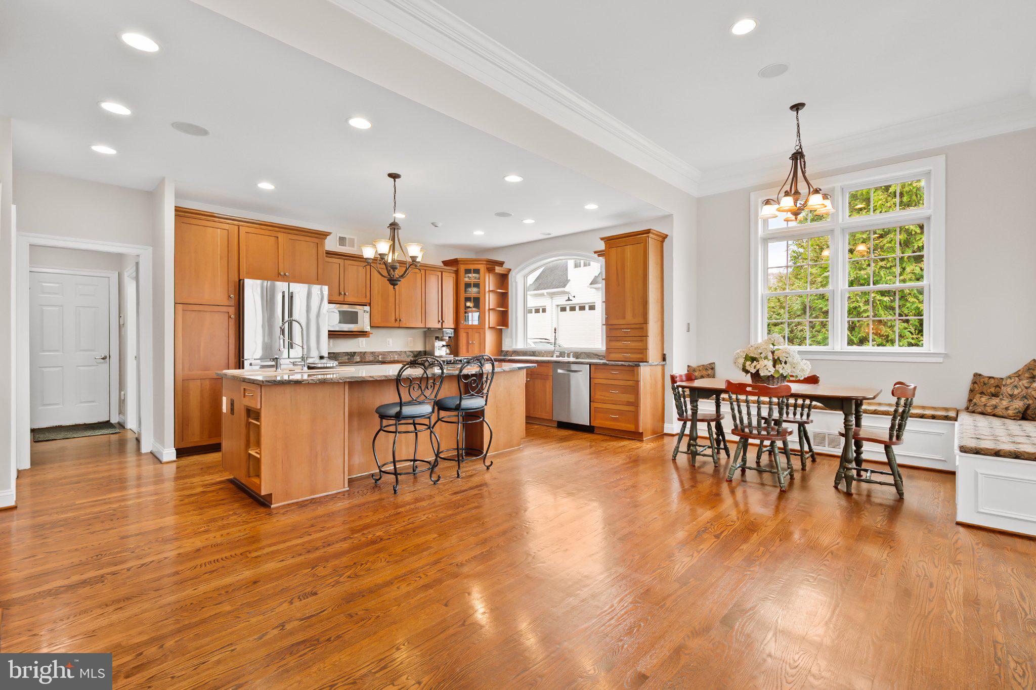 WHITEHALL FARM - Residential