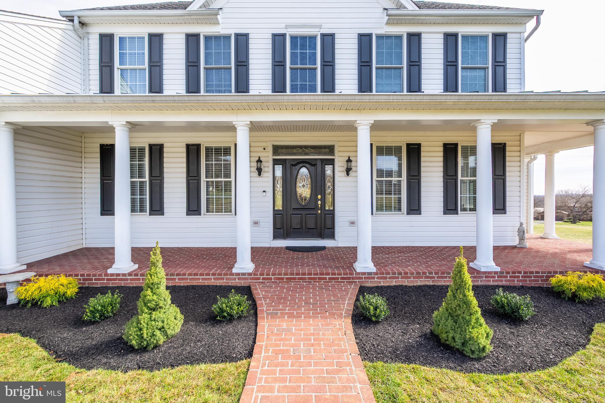 18222 WHITEHALL FARM LANE