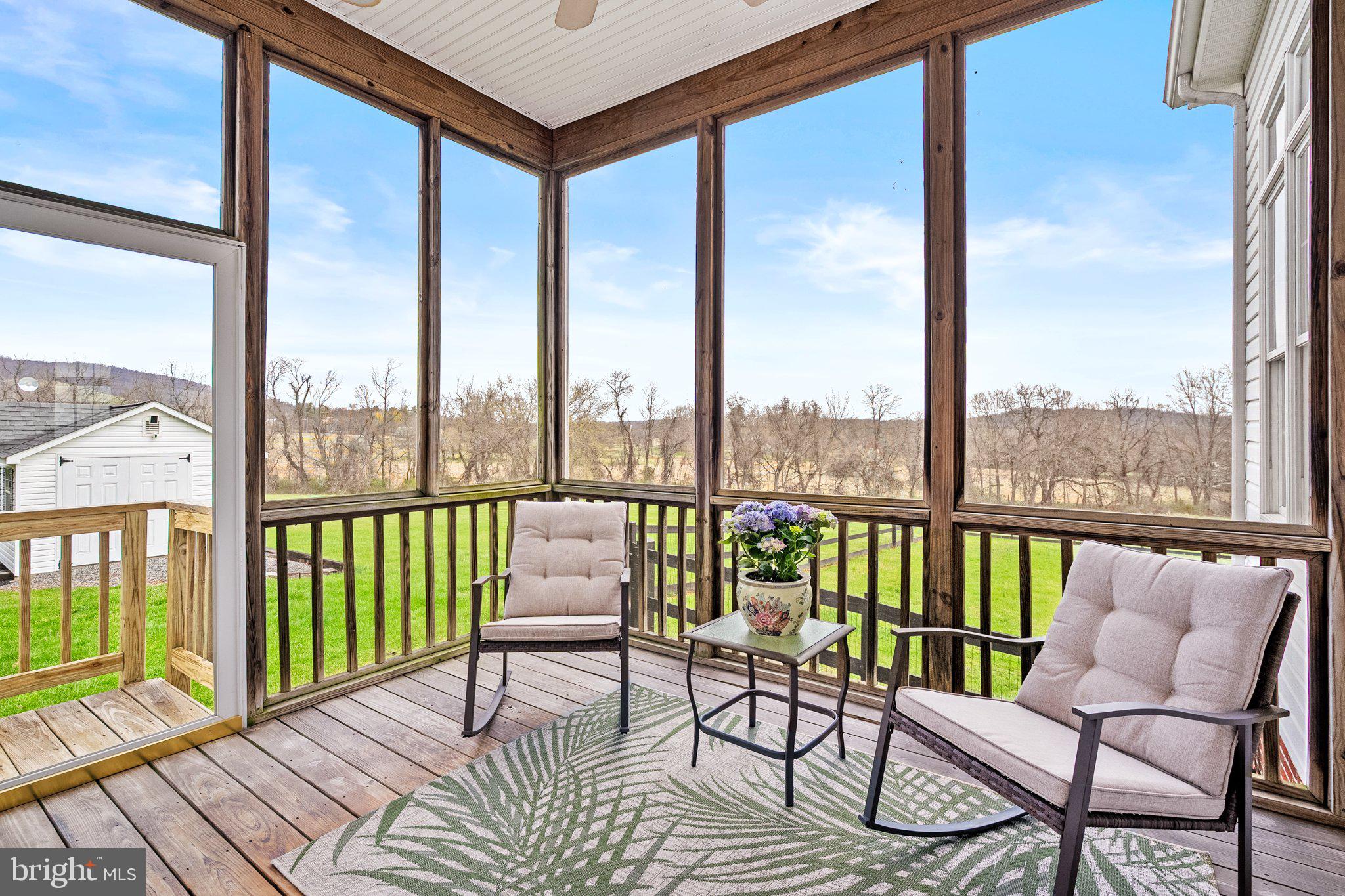 WHITEHALL FARM - Residential