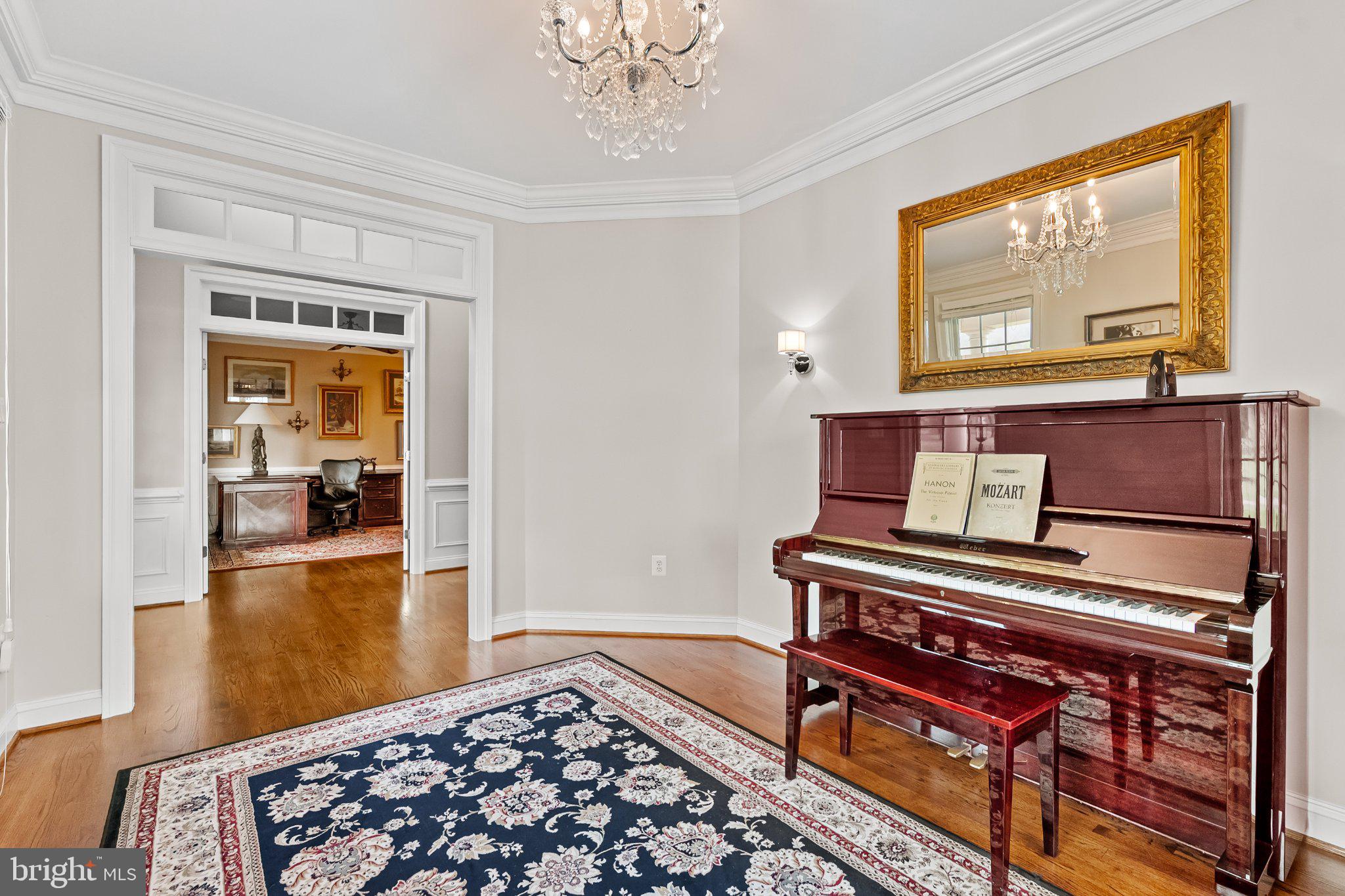 WHITEHALL FARM - Residential