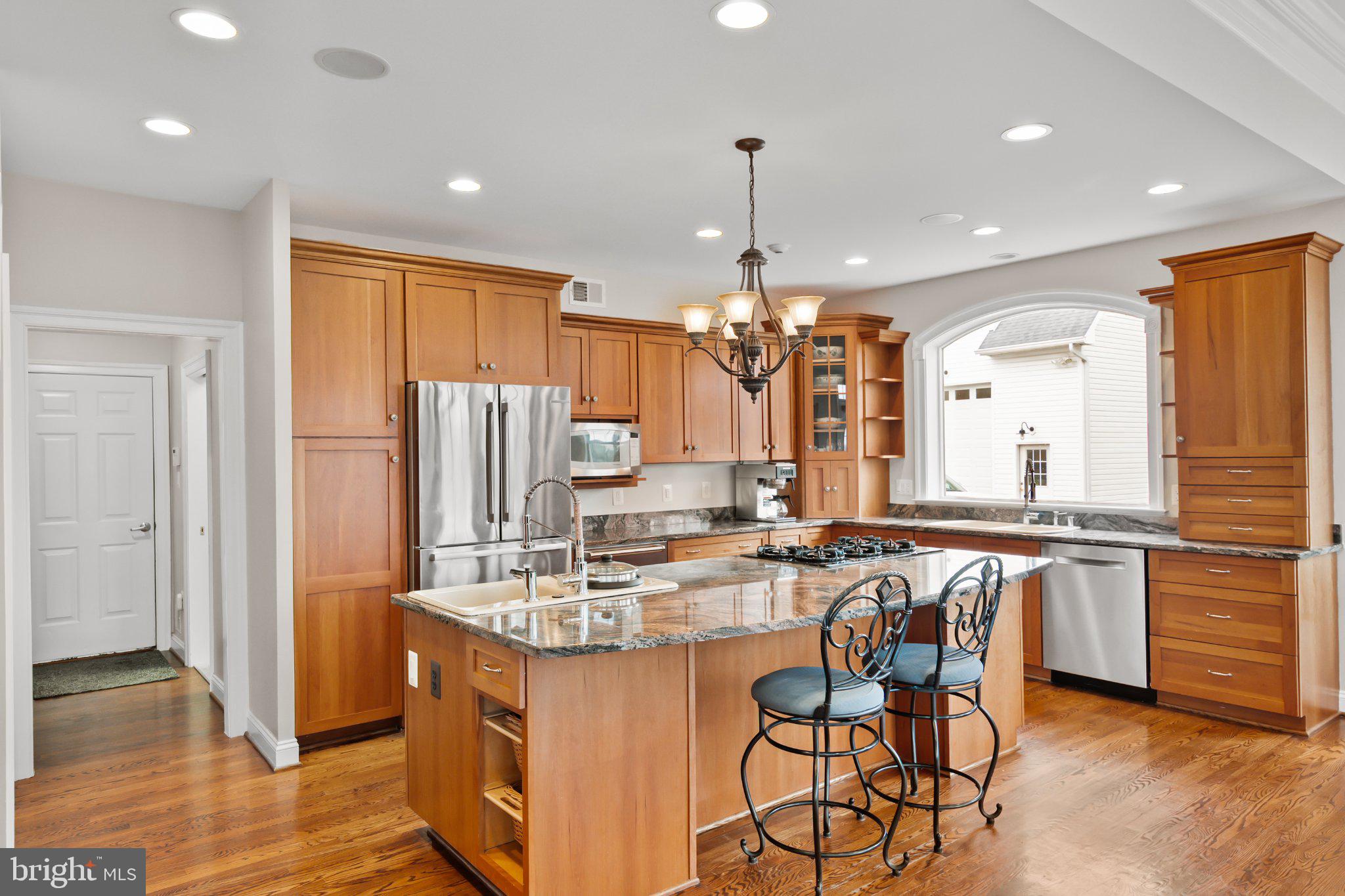 WHITEHALL FARM - Residential