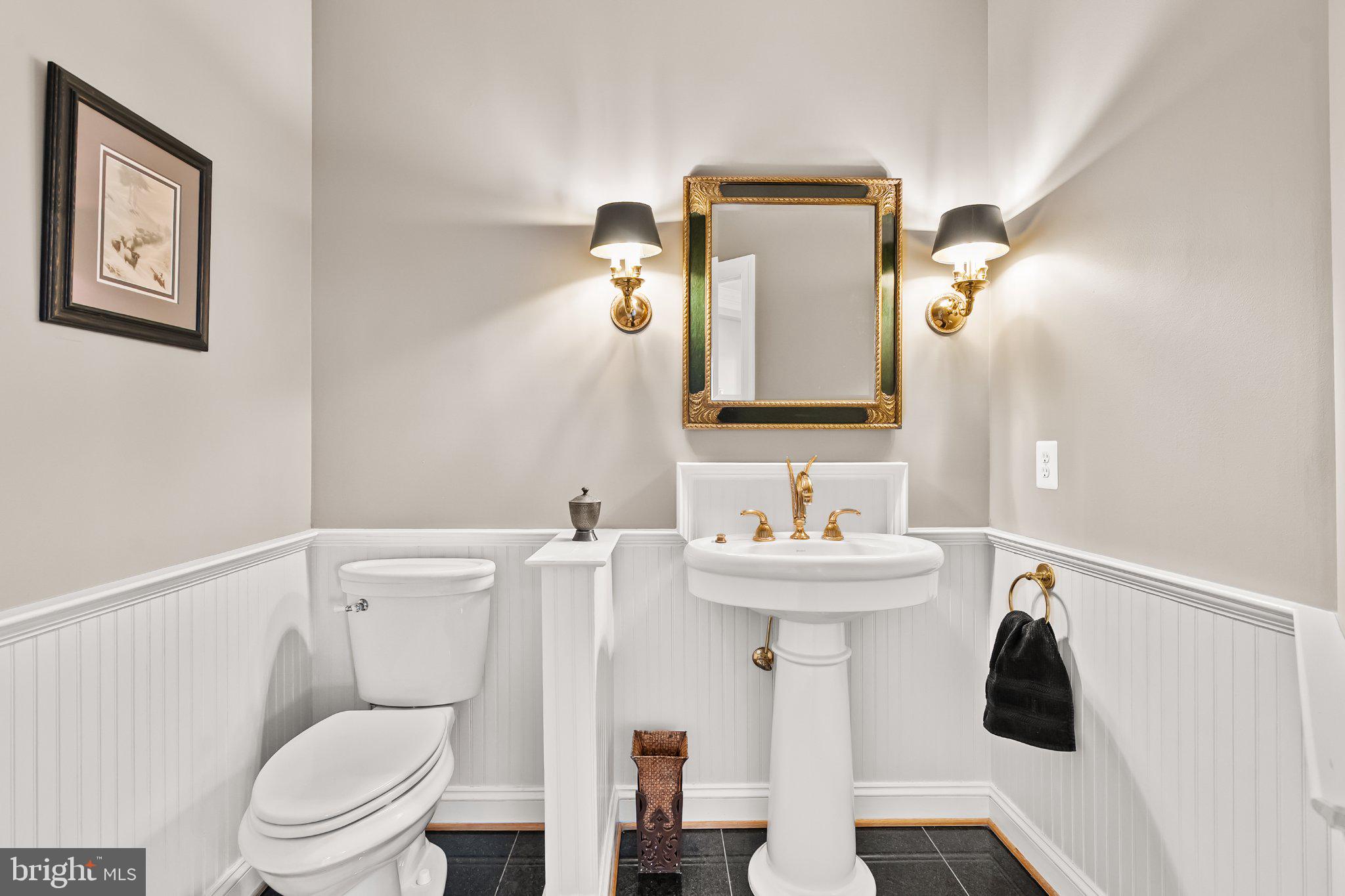 WHITEHALL FARM - Residential