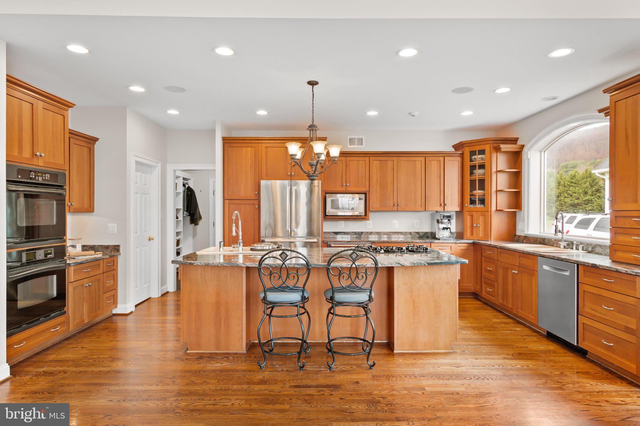 WHITEHALL FARM - Residential