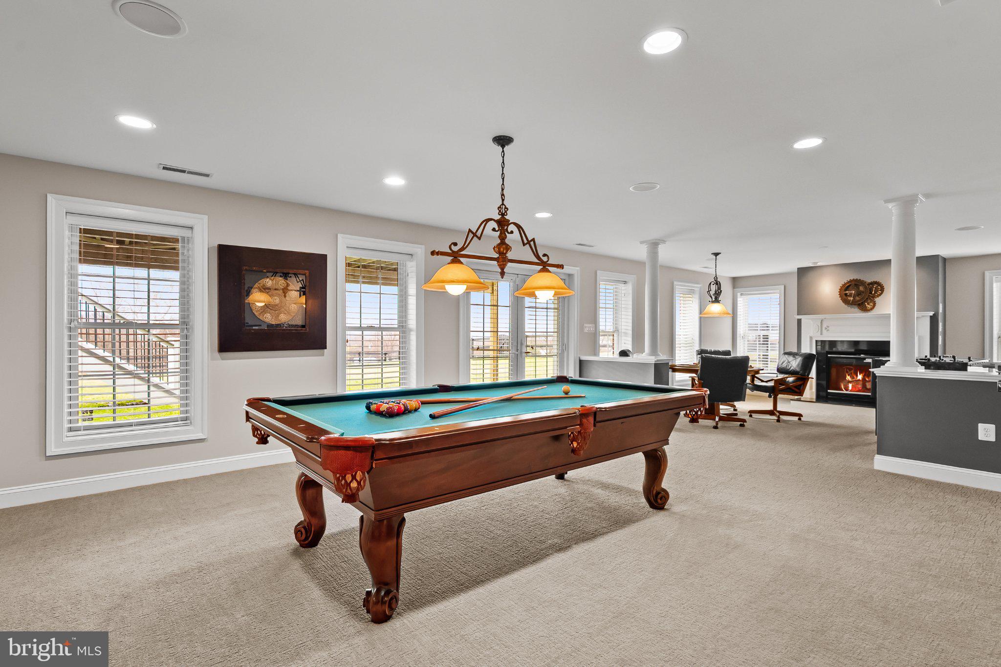 WHITEHALL FARM - Residential